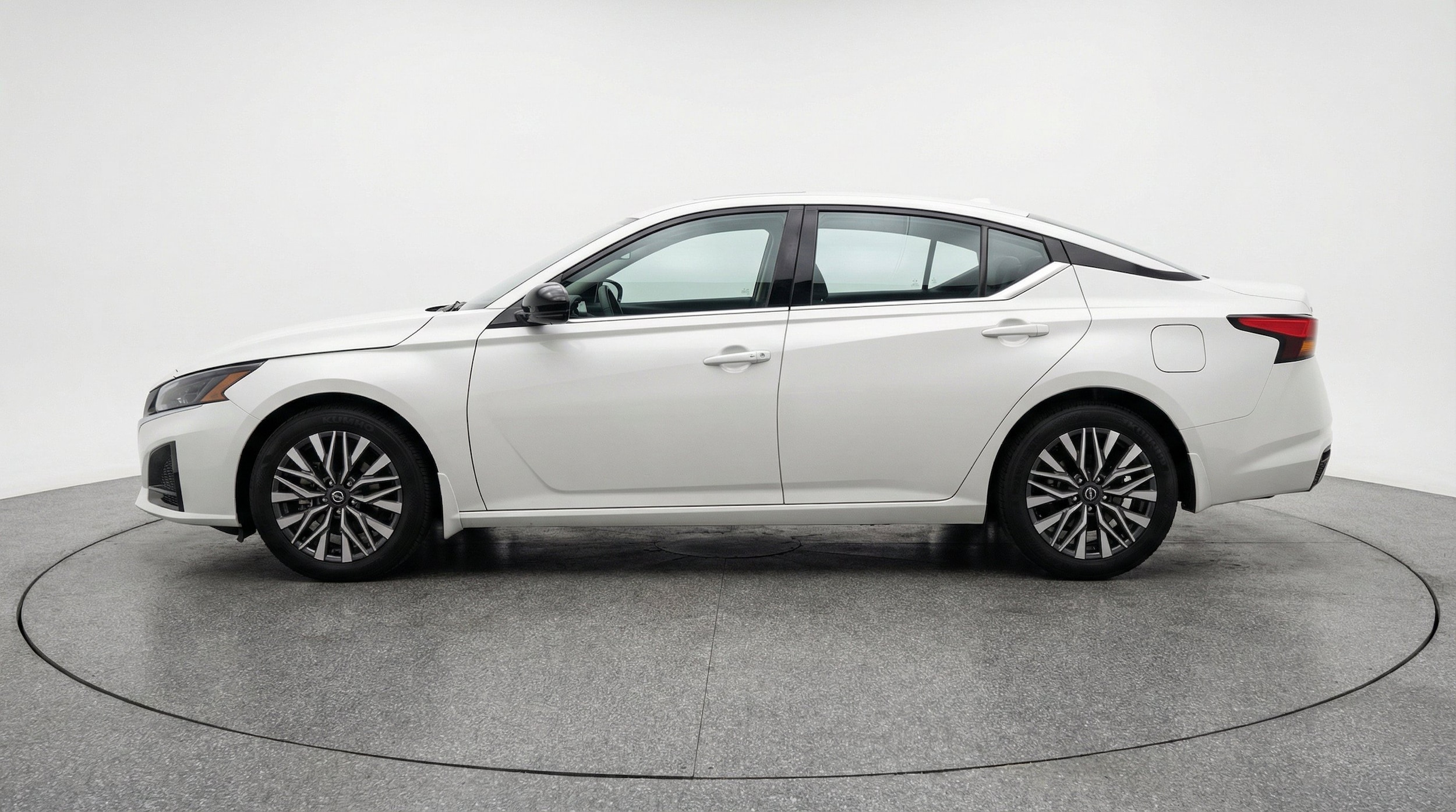 Thumbnail: 2026 Nissan Altima - 5