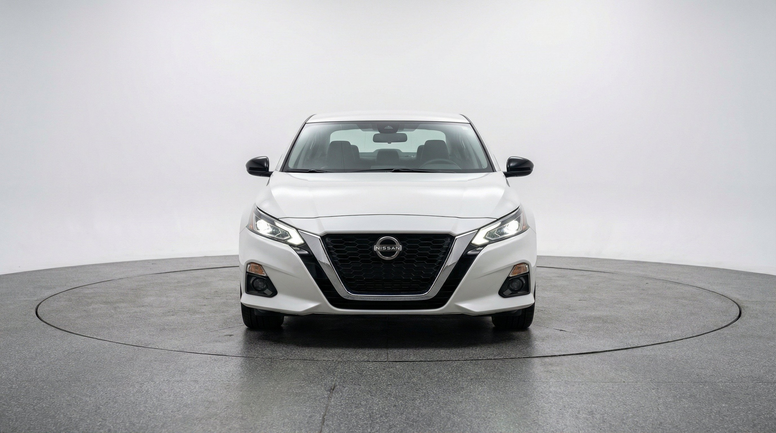 Thumbnail: 2025 Nissan Altima - 2
