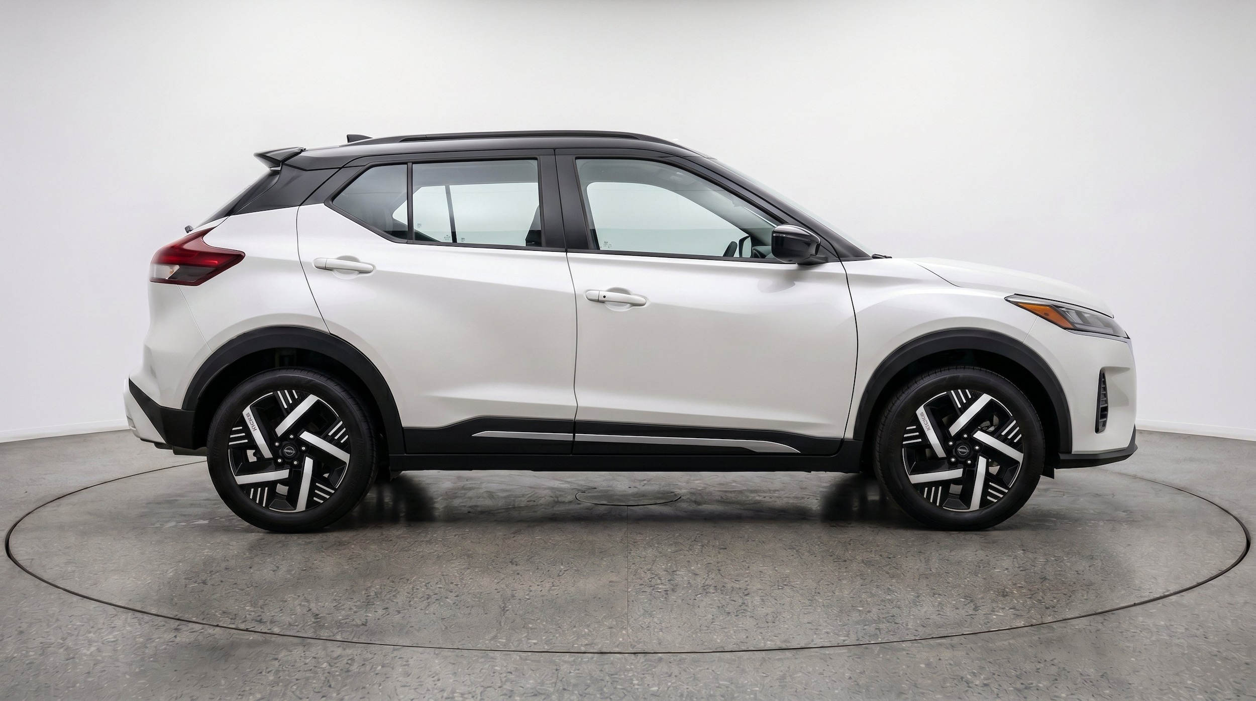 Thumbnail: 2026 Nissan Kicks - 11