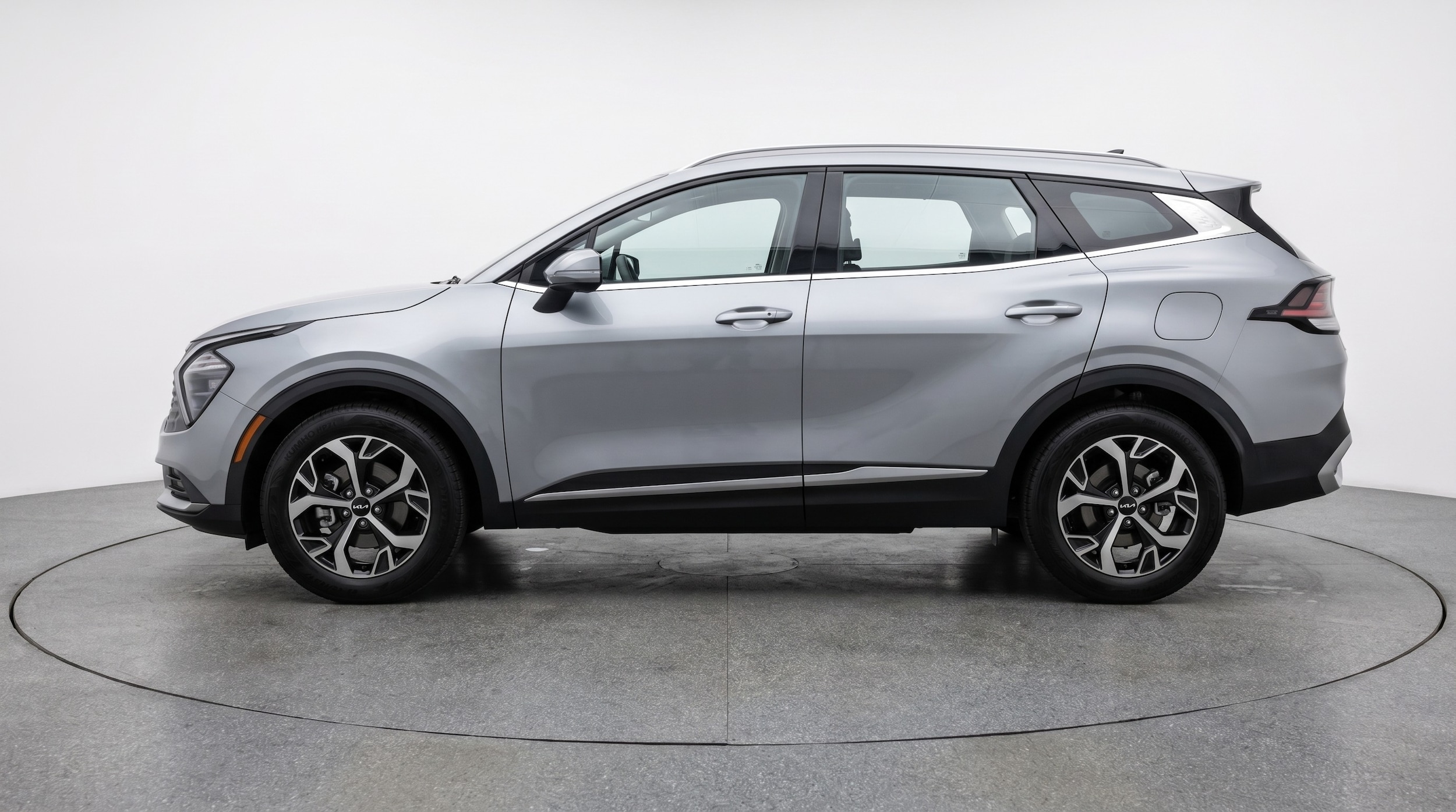 Thumbnail: 2025 Kia Sportage - 4