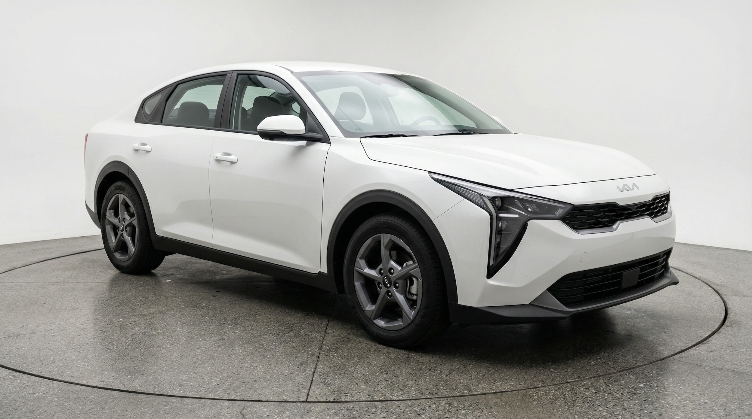 Thumbnail: 2025 Kia K4 - 1