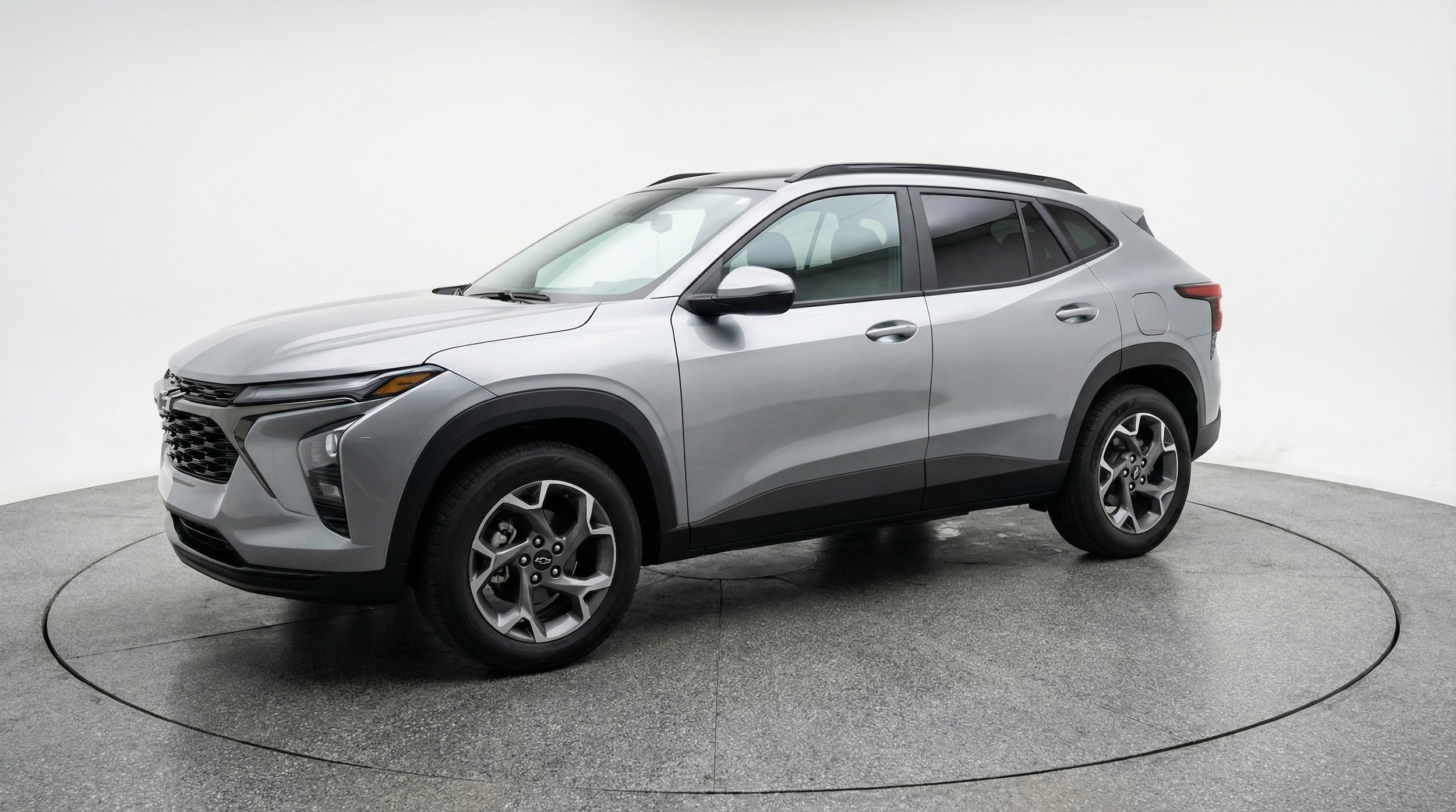 Thumbnail: 2025 Chevrolet Trax - 3