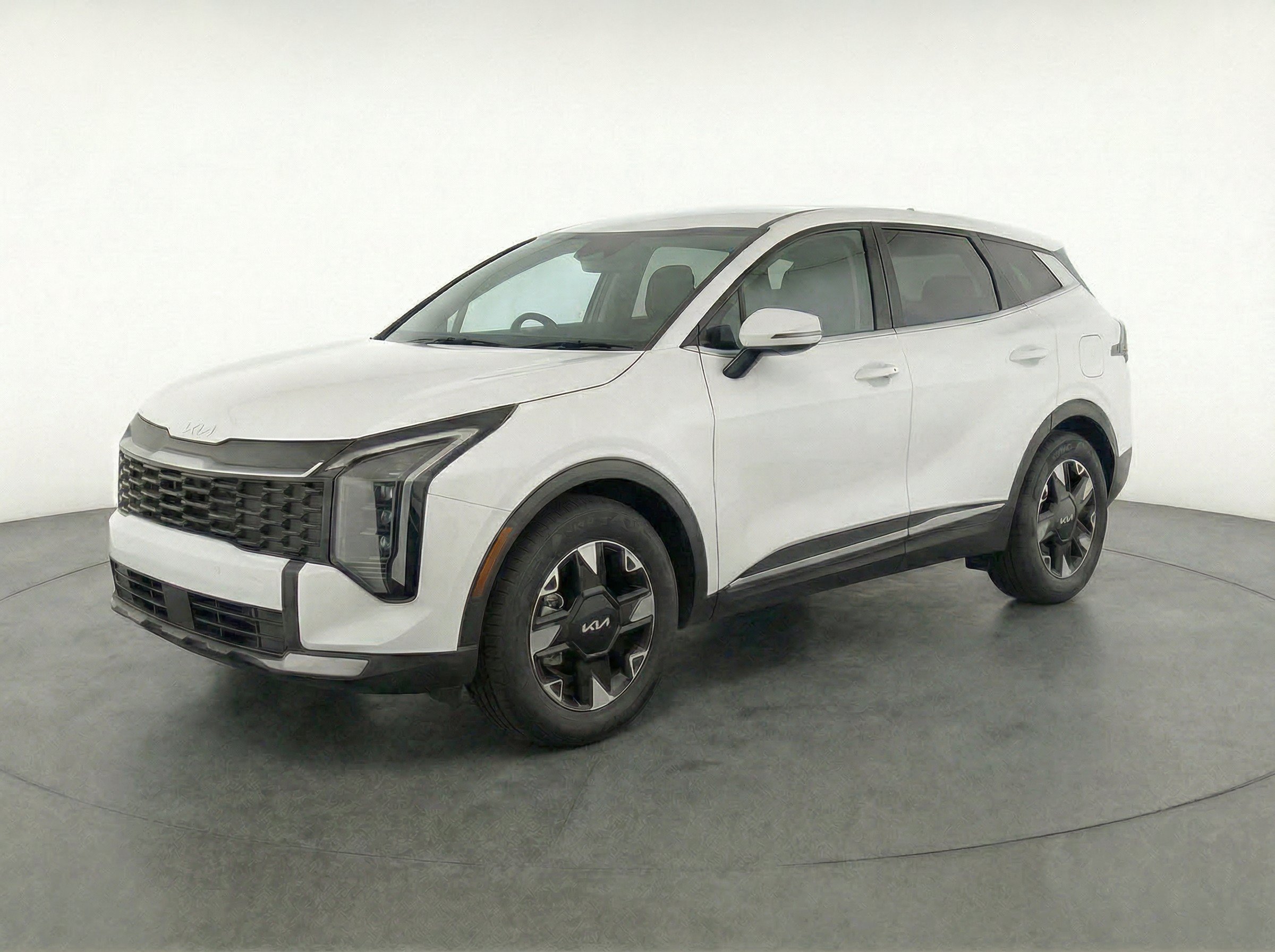 Thumbnail: 2026 Kia Sportage - 3