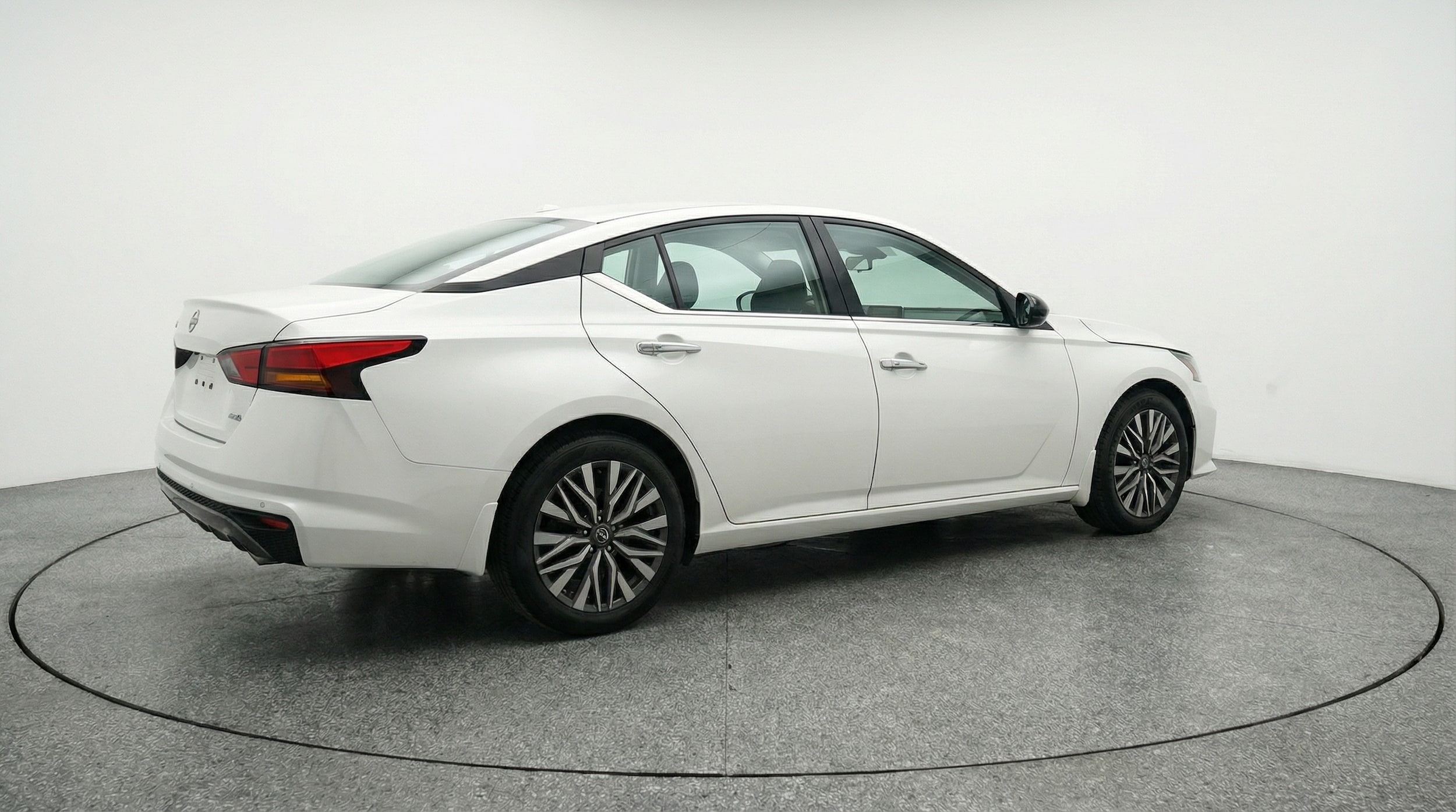 Thumbnail: 2025 Nissan Altima - 7