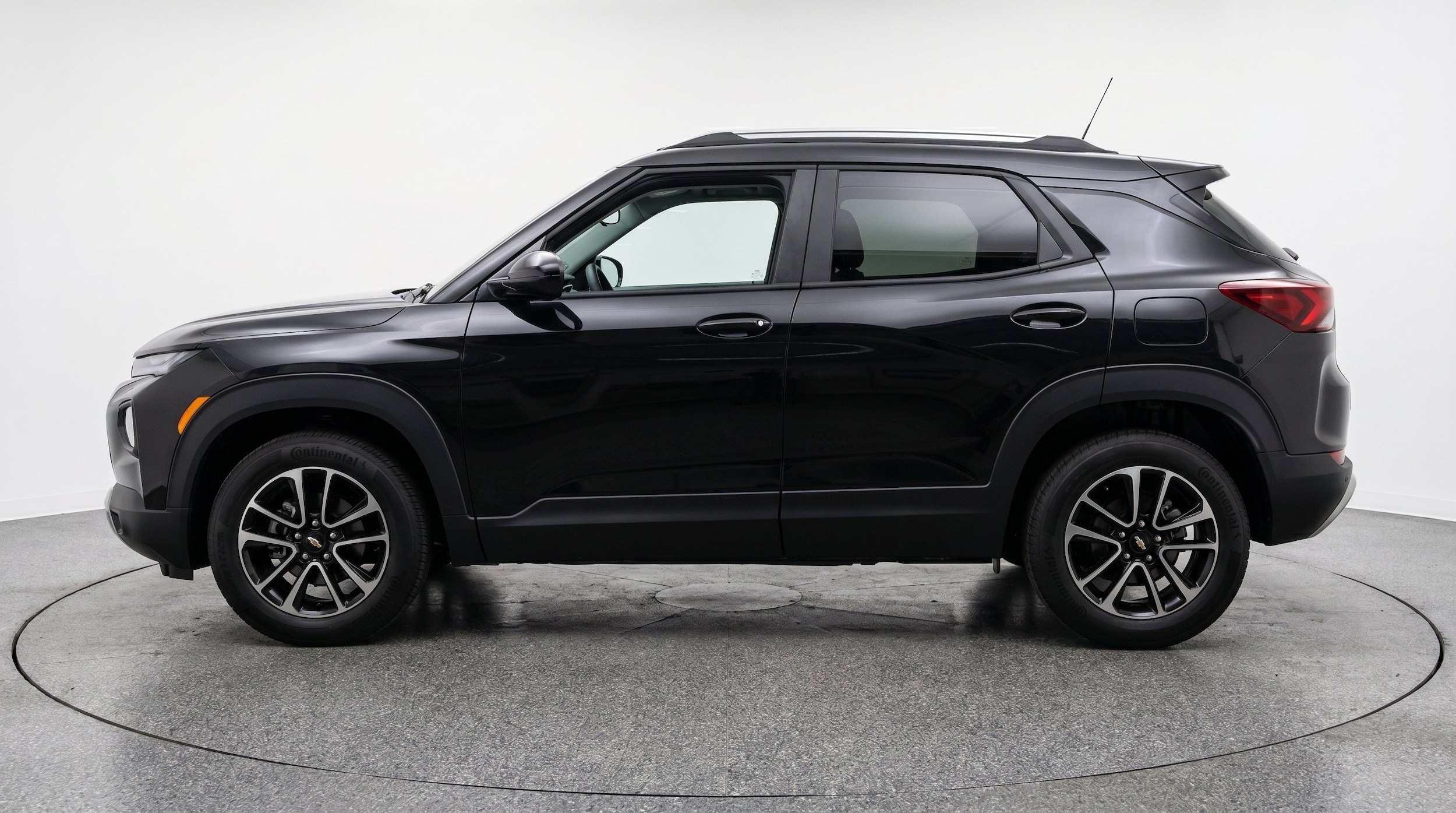 Thumbnail: 2025 Chevrolet TrailBlazer - 5
