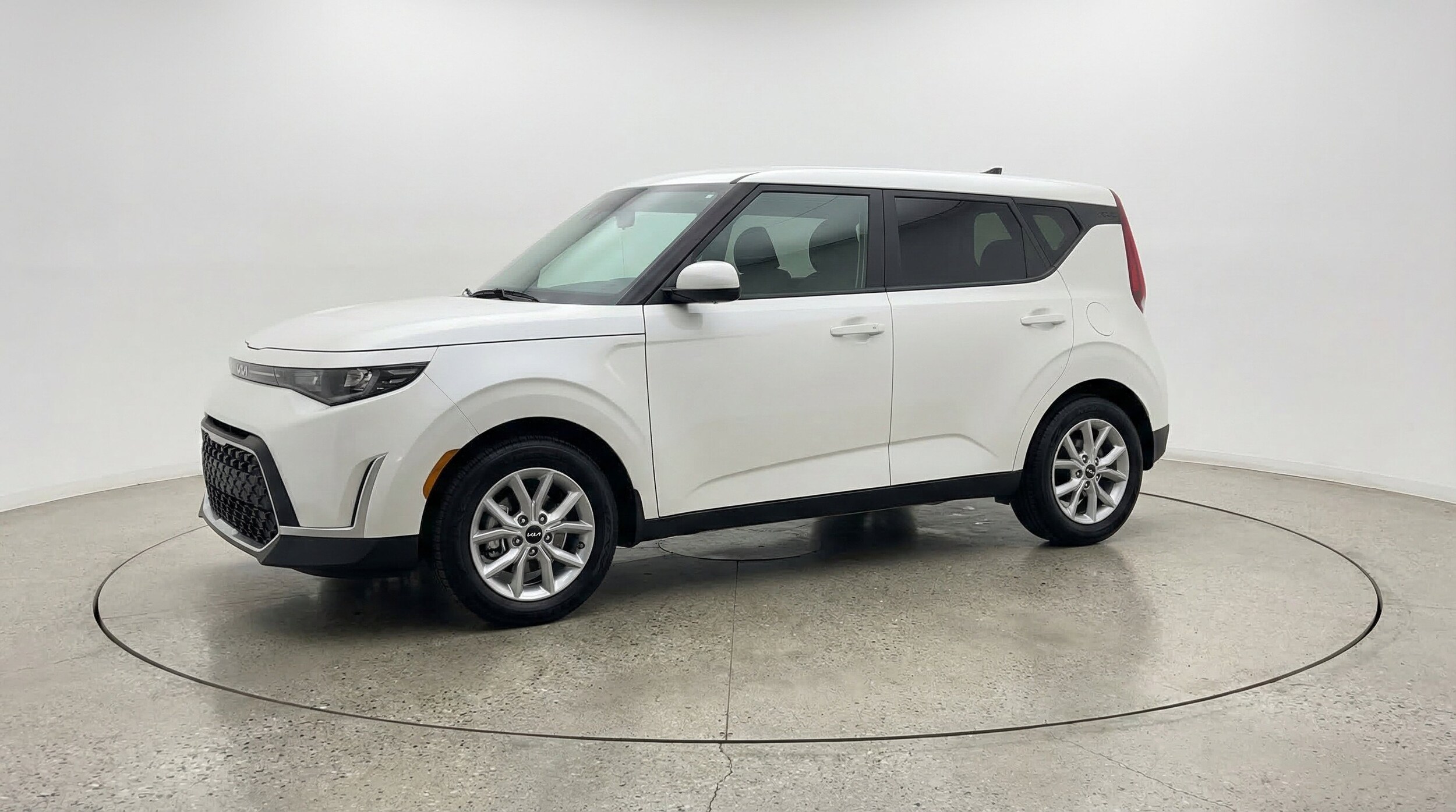 Thumbnail: 2025 Kia Soul - 3