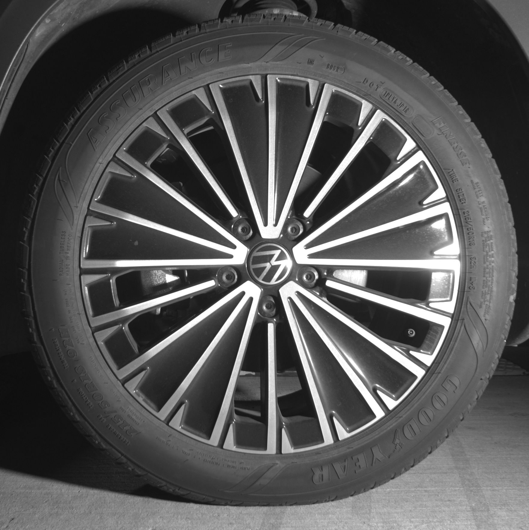 Thumbnail: 2025 Volkswagen Taos - 9