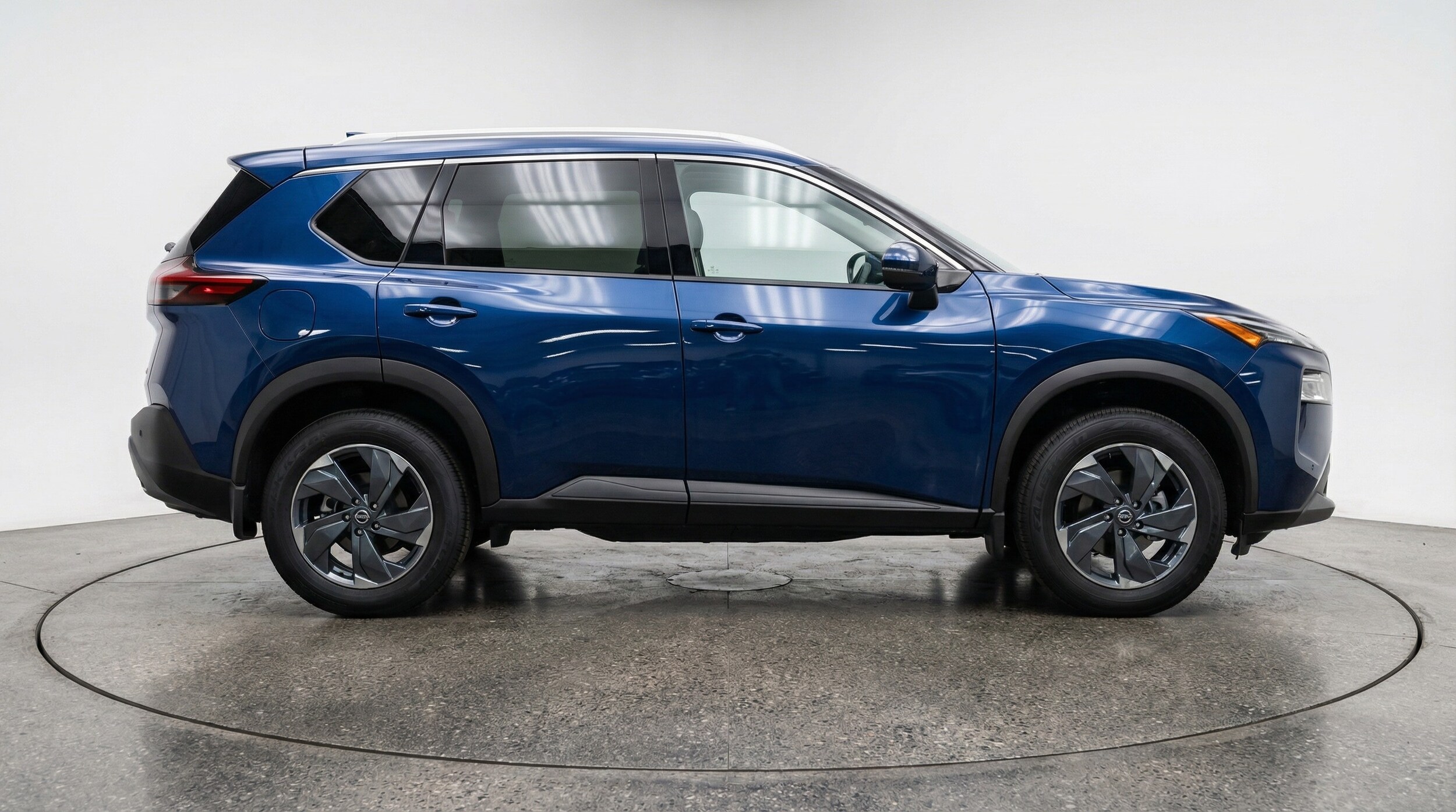 Thumbnail: 2025 Nissan Rogue - 8