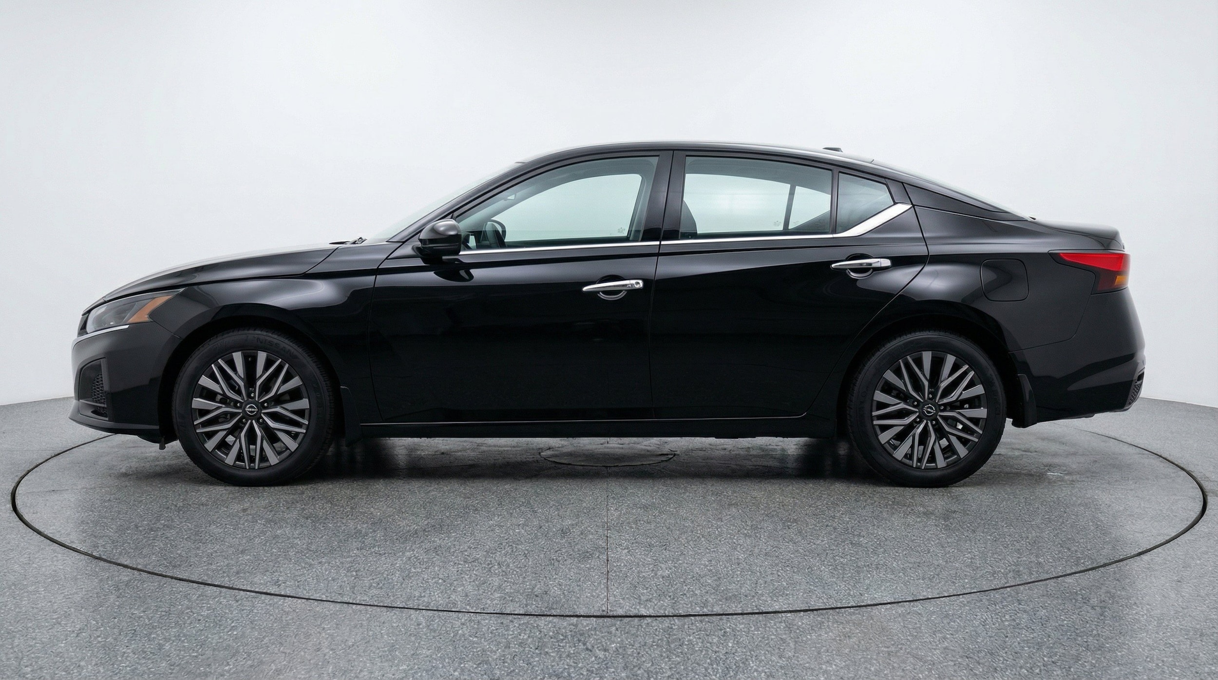 Thumbnail: 2026 Nissan Altima - 5