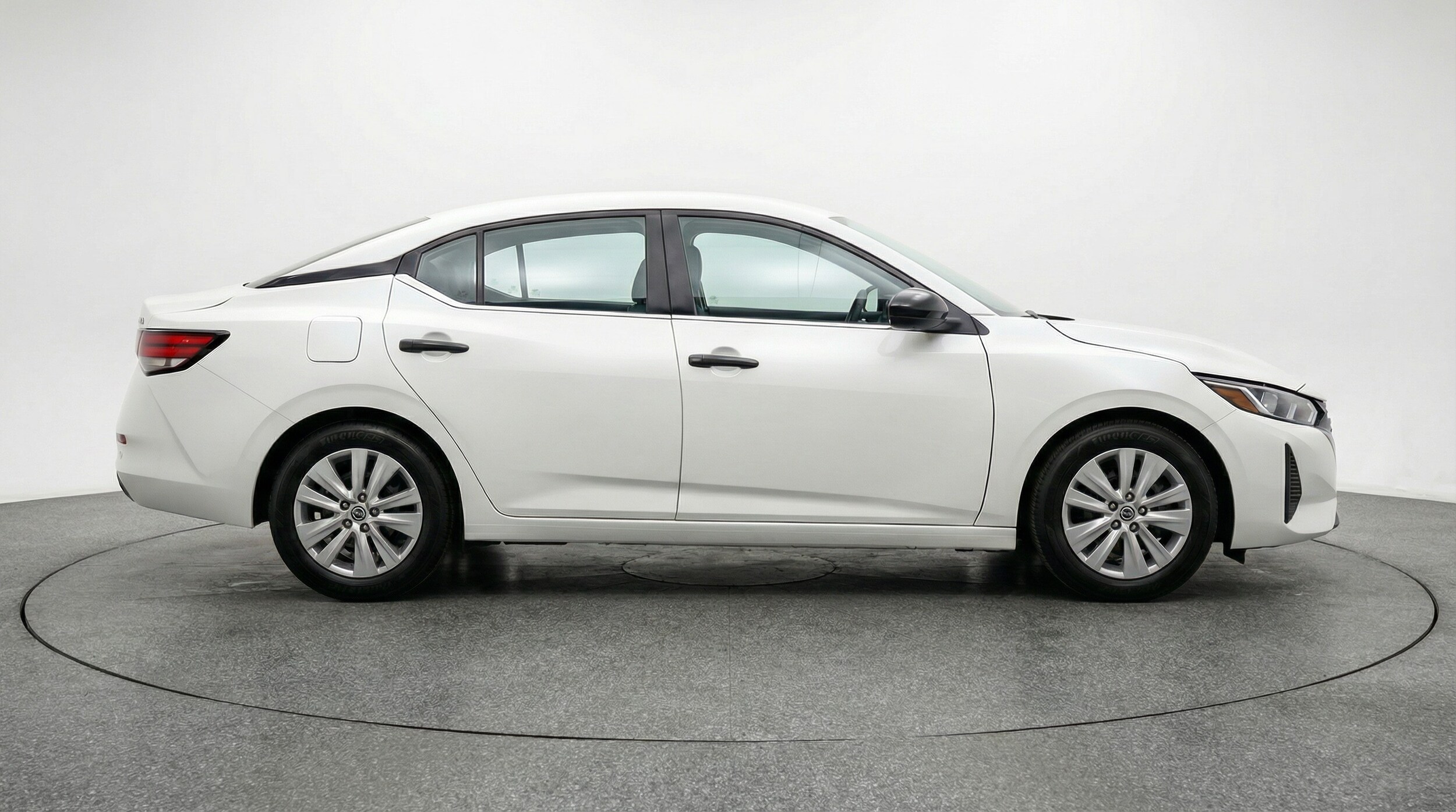 Thumbnail: 2025 Nissan Sentra - 8