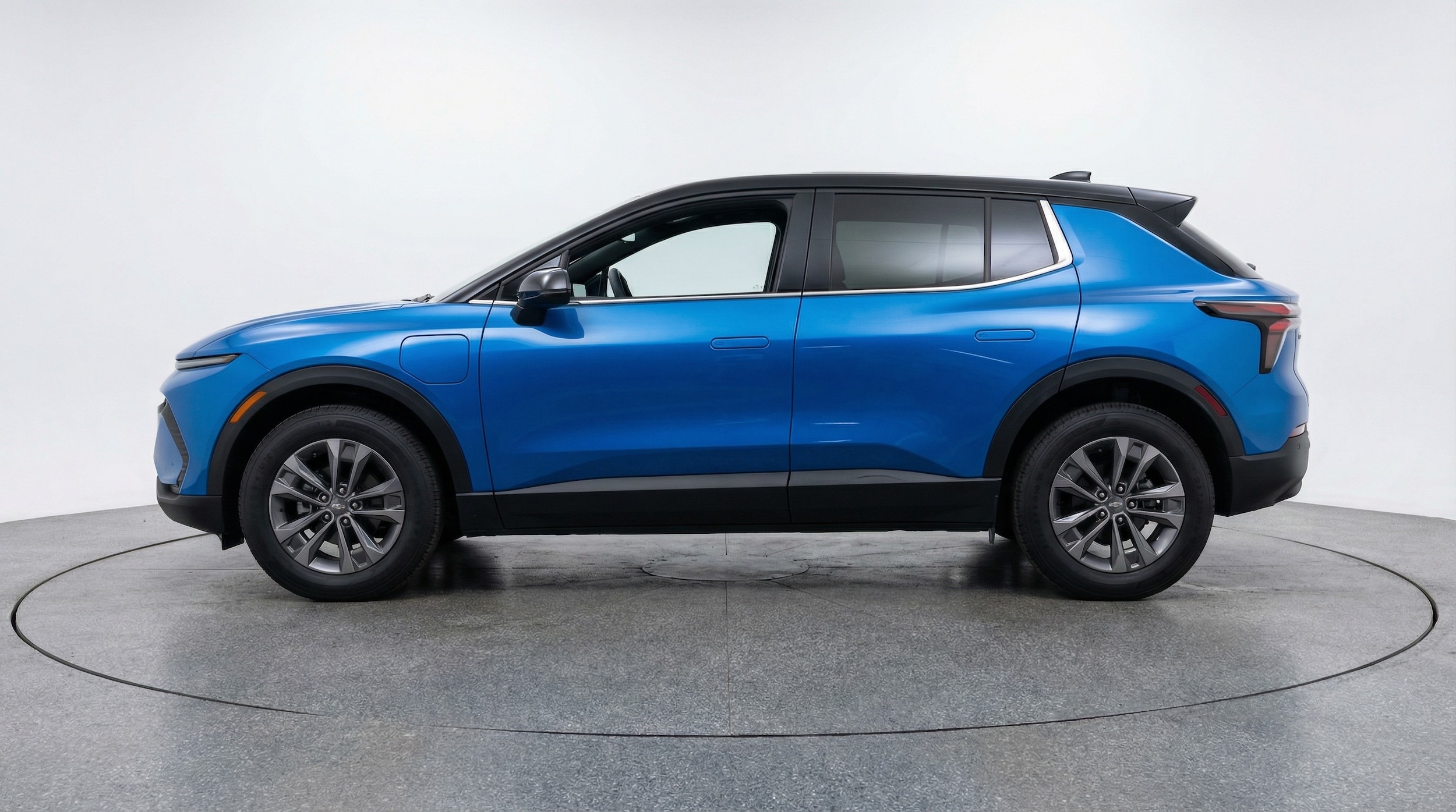 Thumbnail: 2025 Chevrolet Equinox - 4