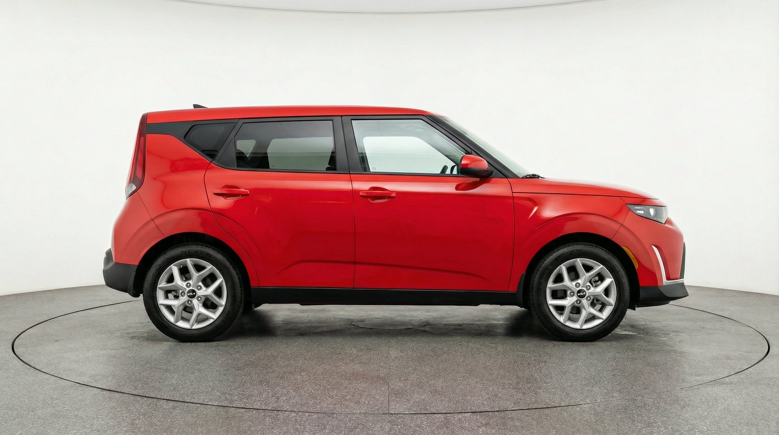 Thumbnail: 2025 Kia Soul - 11