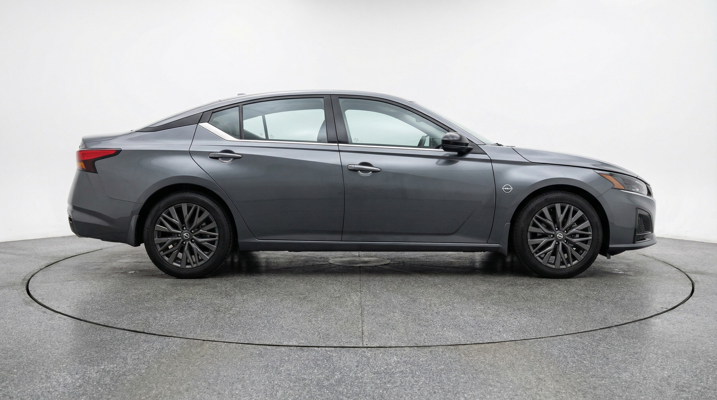 Thumbnail: 2025 Nissan Altima - 8