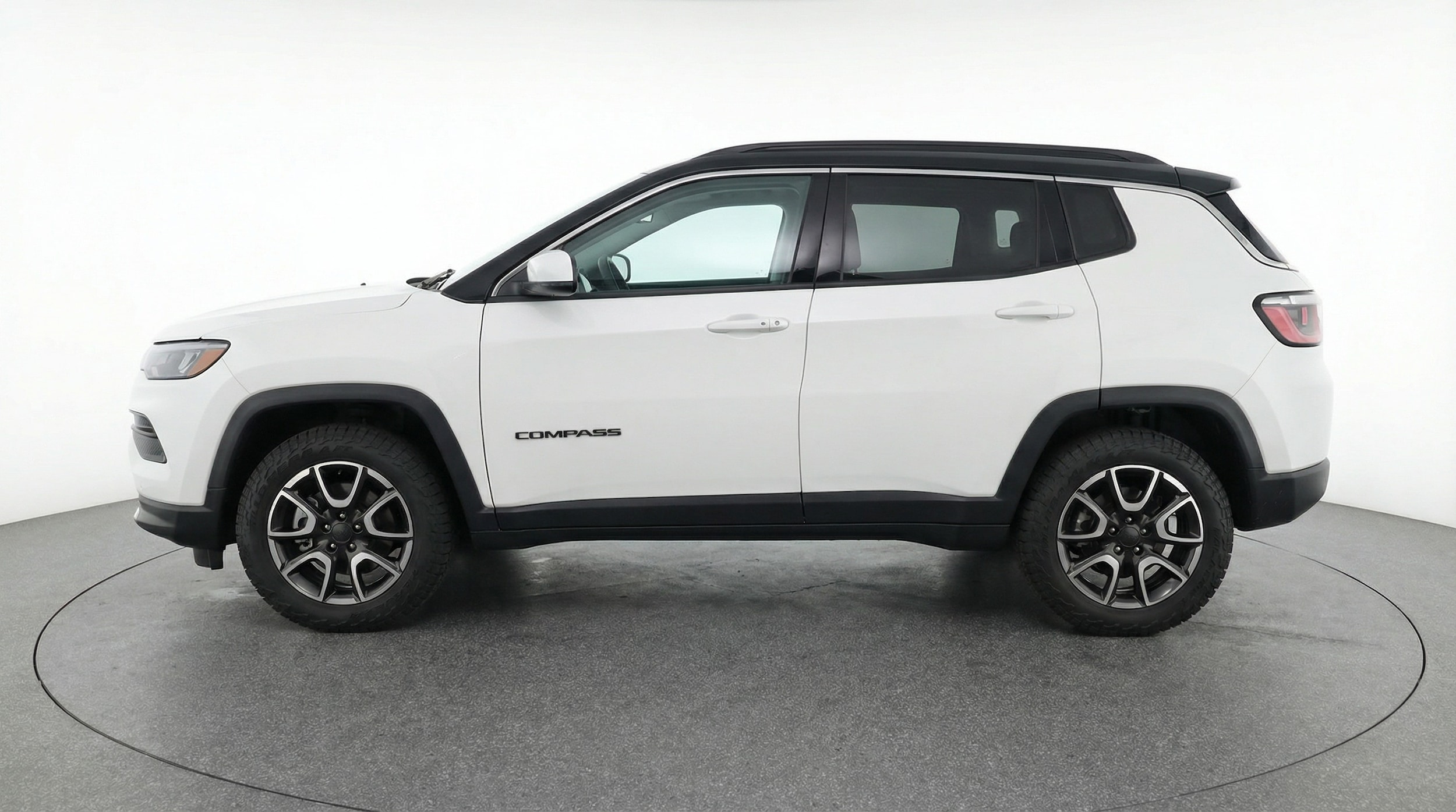 Thumbnail: 2025 Jeep Compass - 4