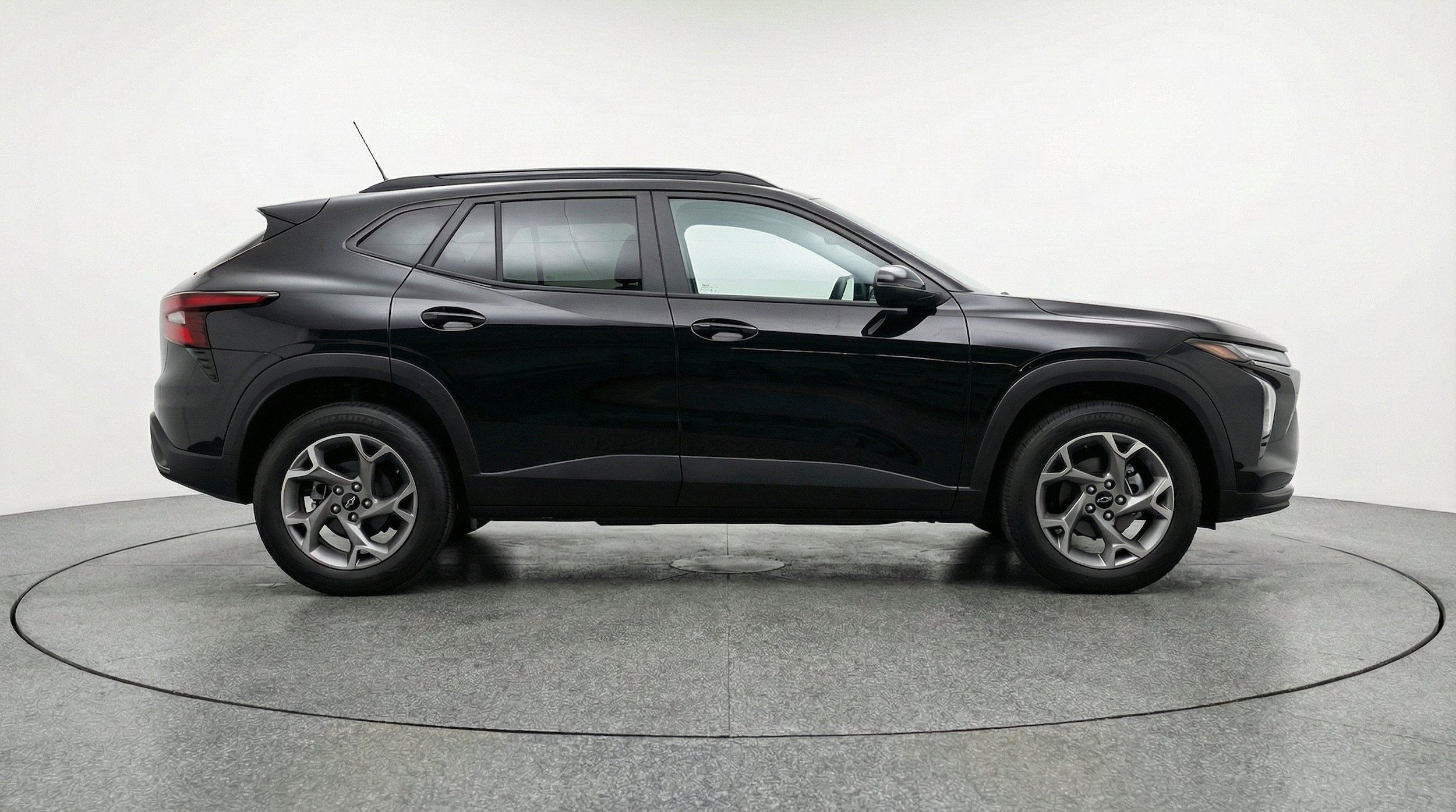 Thumbnail: 2025 Chevrolet Trax - 11