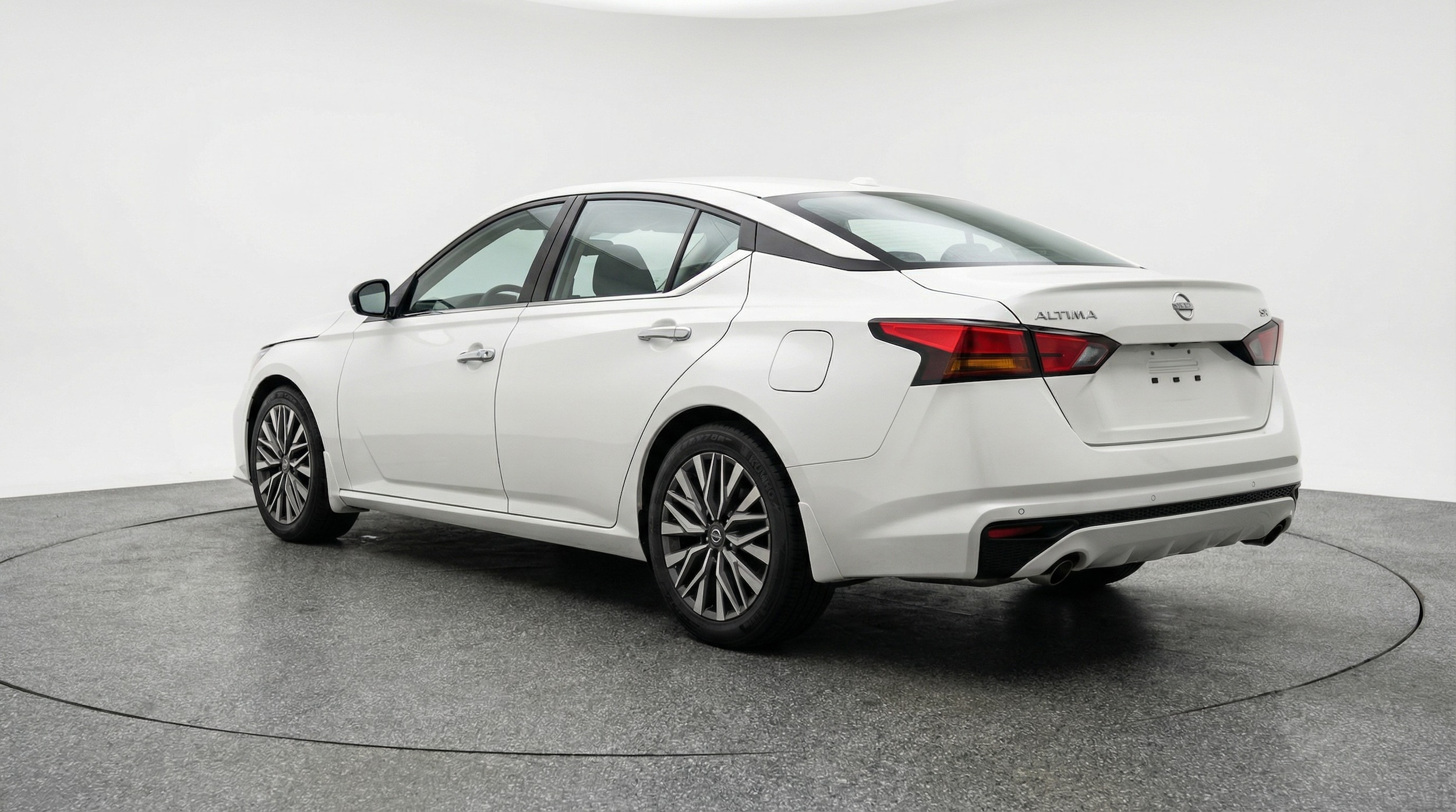 Thumbnail: 2025 Nissan Altima - 5