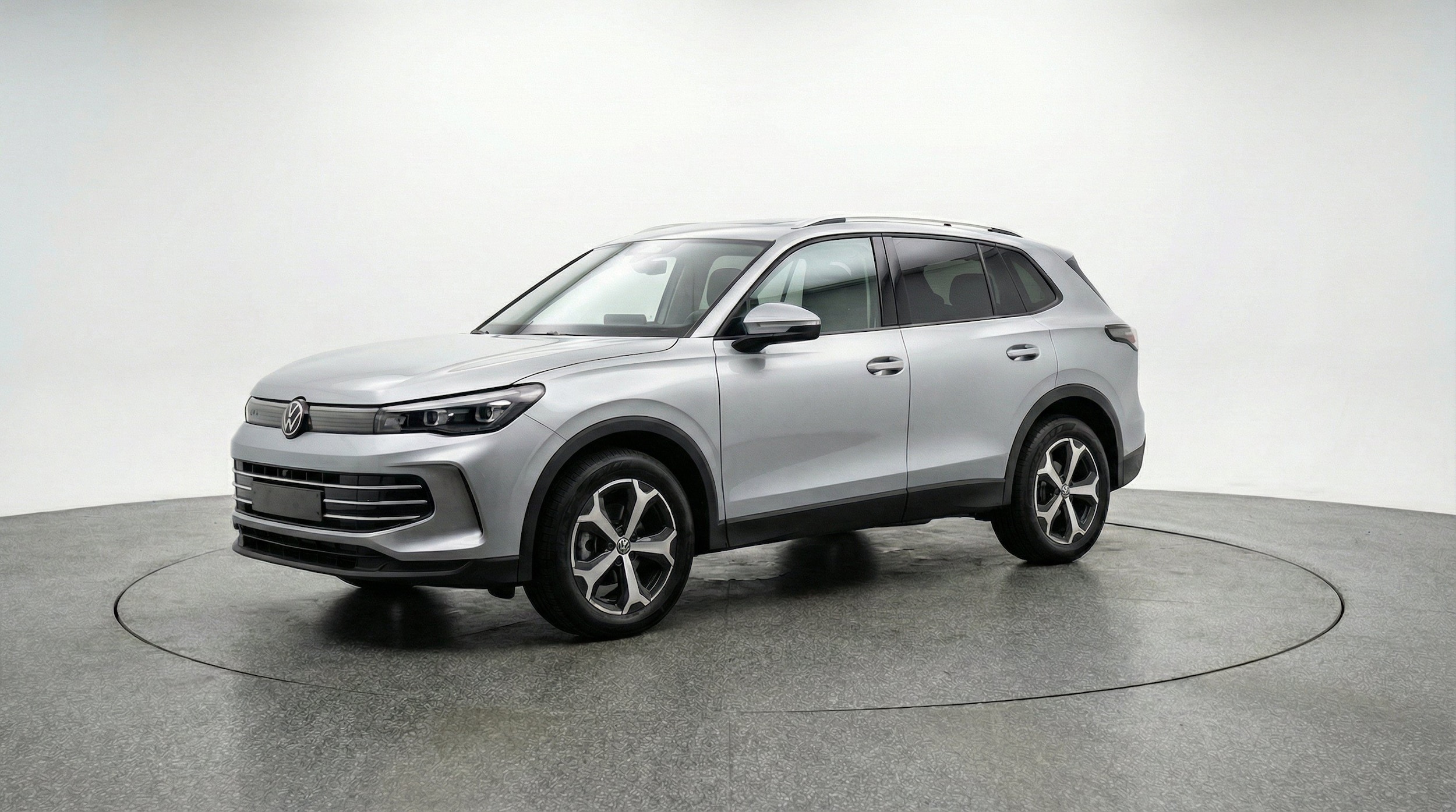 Thumbnail: 2026 Volkswagen Tiguan - 3