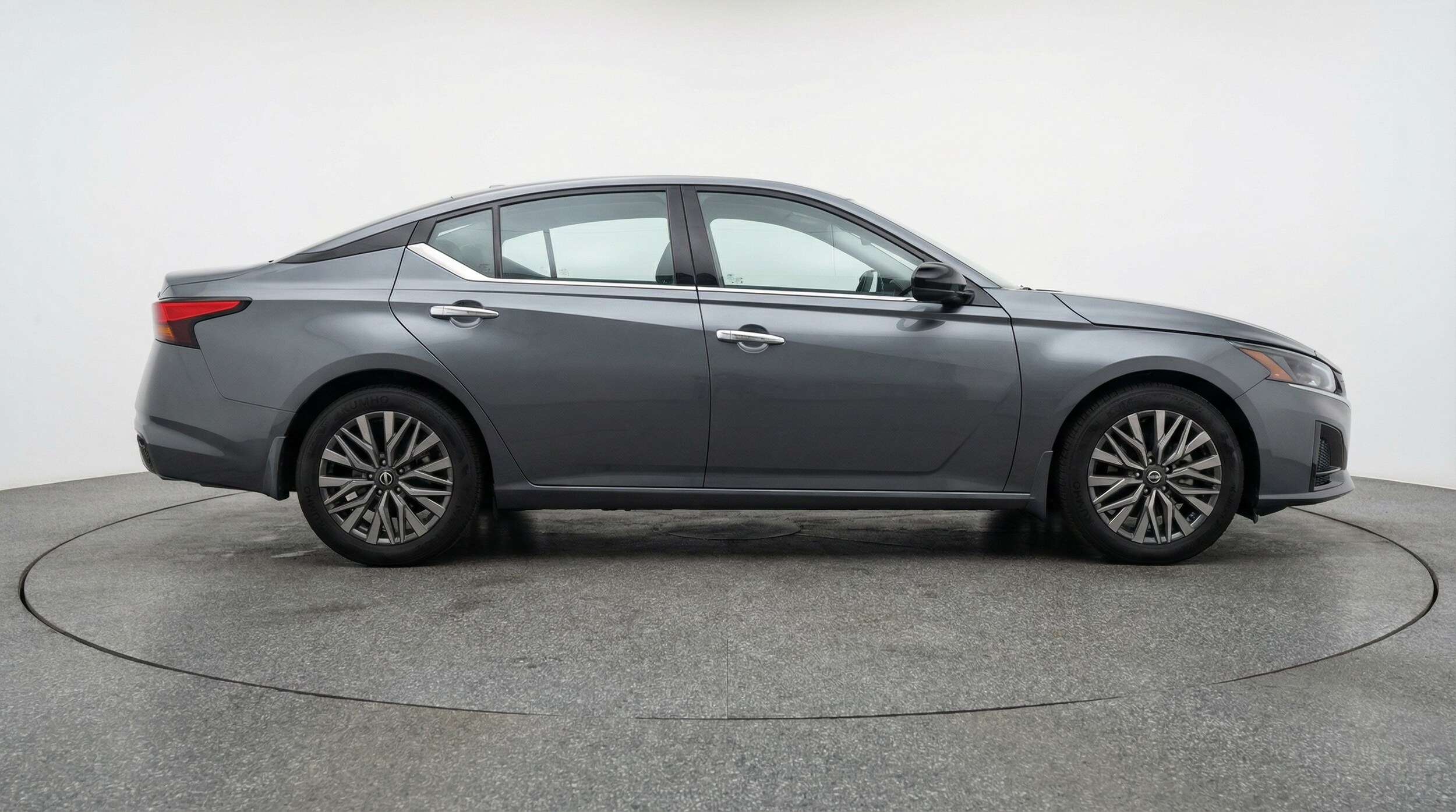 Thumbnail: 2025 Nissan Altima - 8