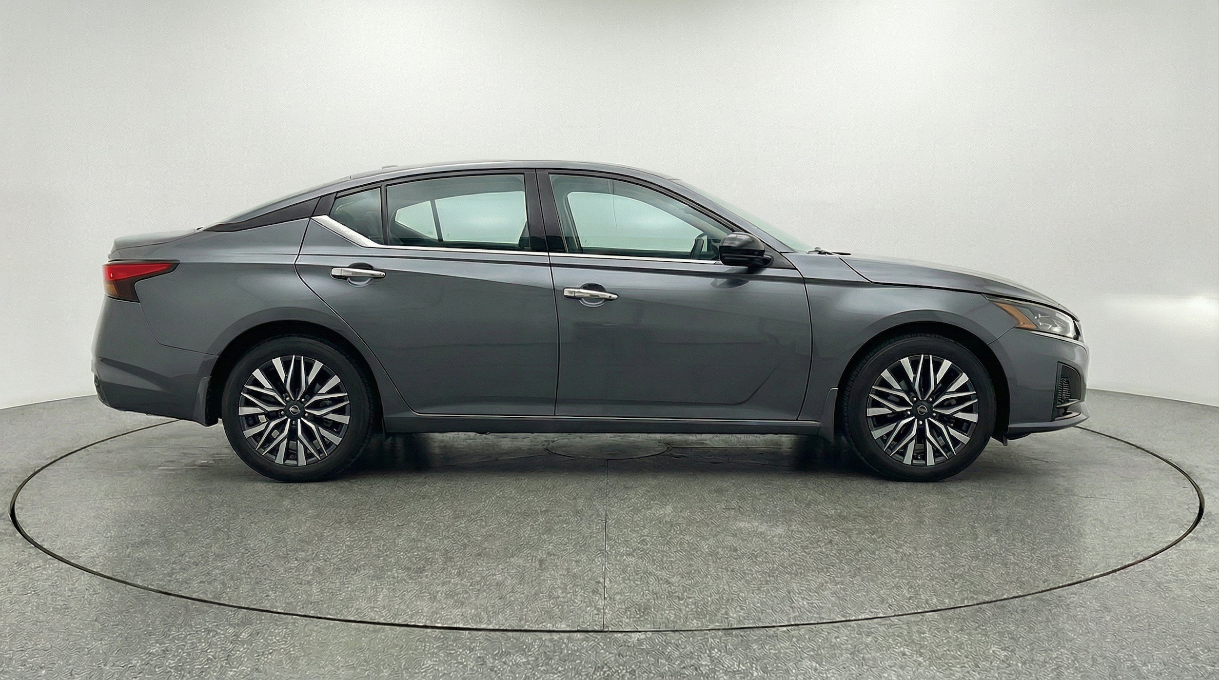 Thumbnail: 2025 Nissan Altima - 11