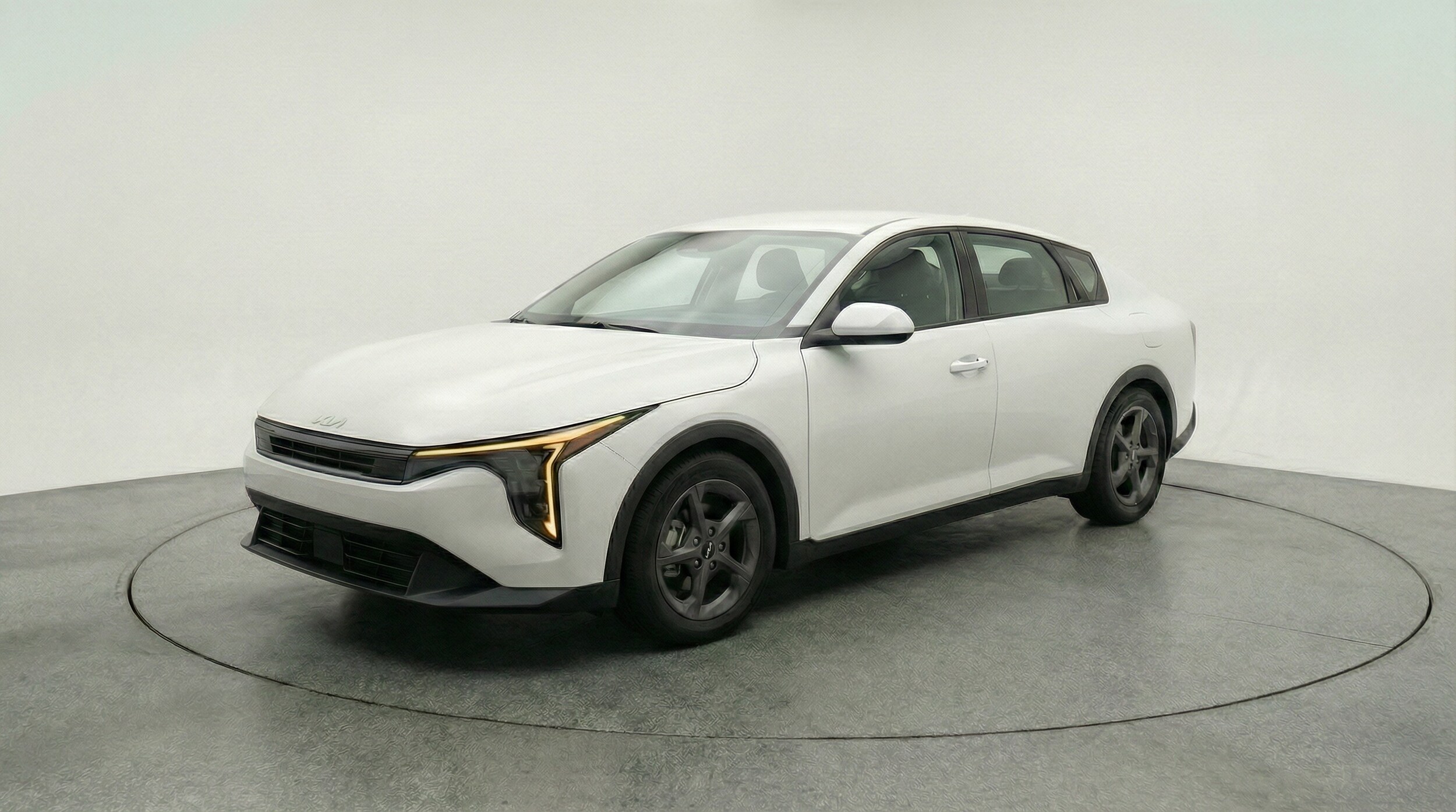 Thumbnail: 2025 Kia K4 - 3