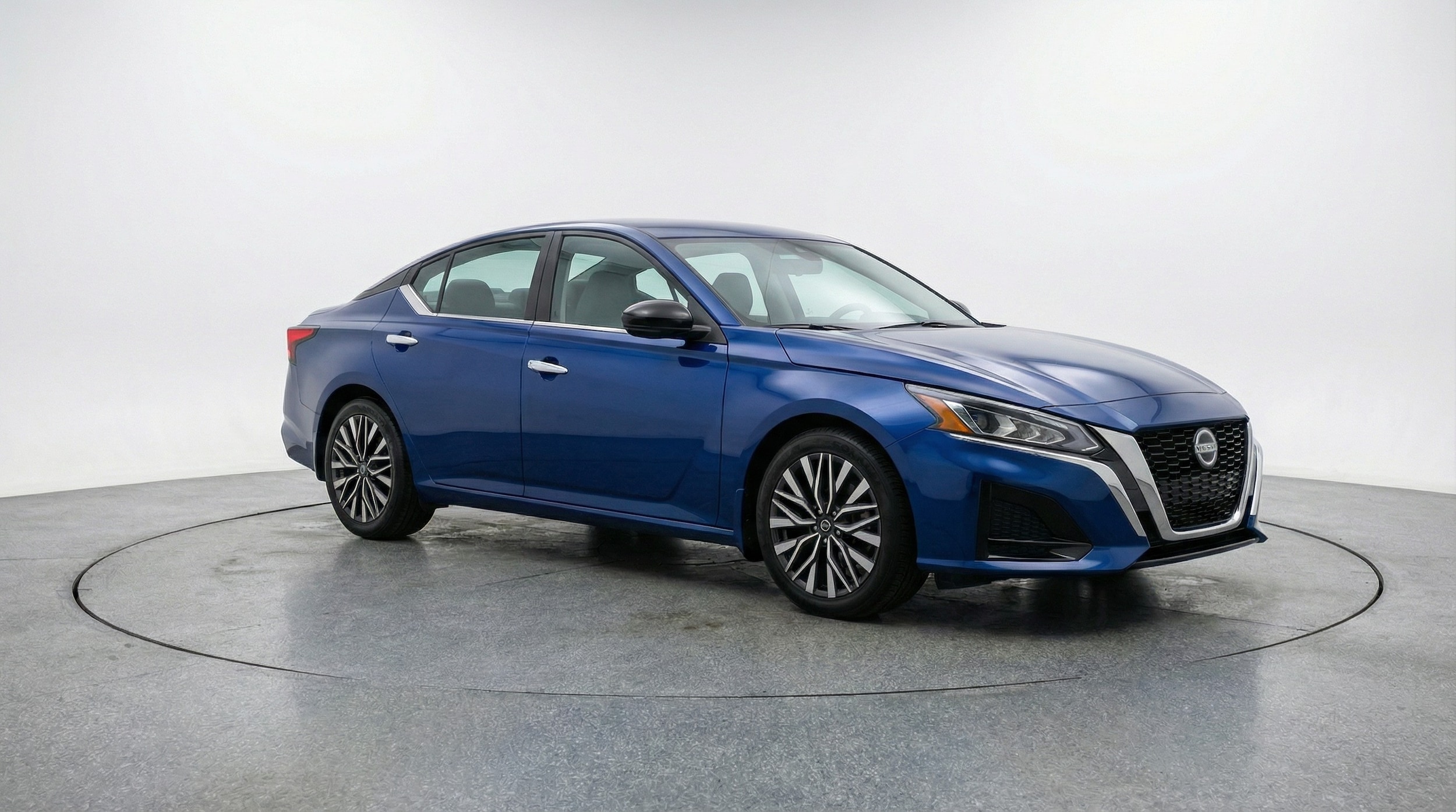 Thumbnail: 2025 Nissan Altima - 1