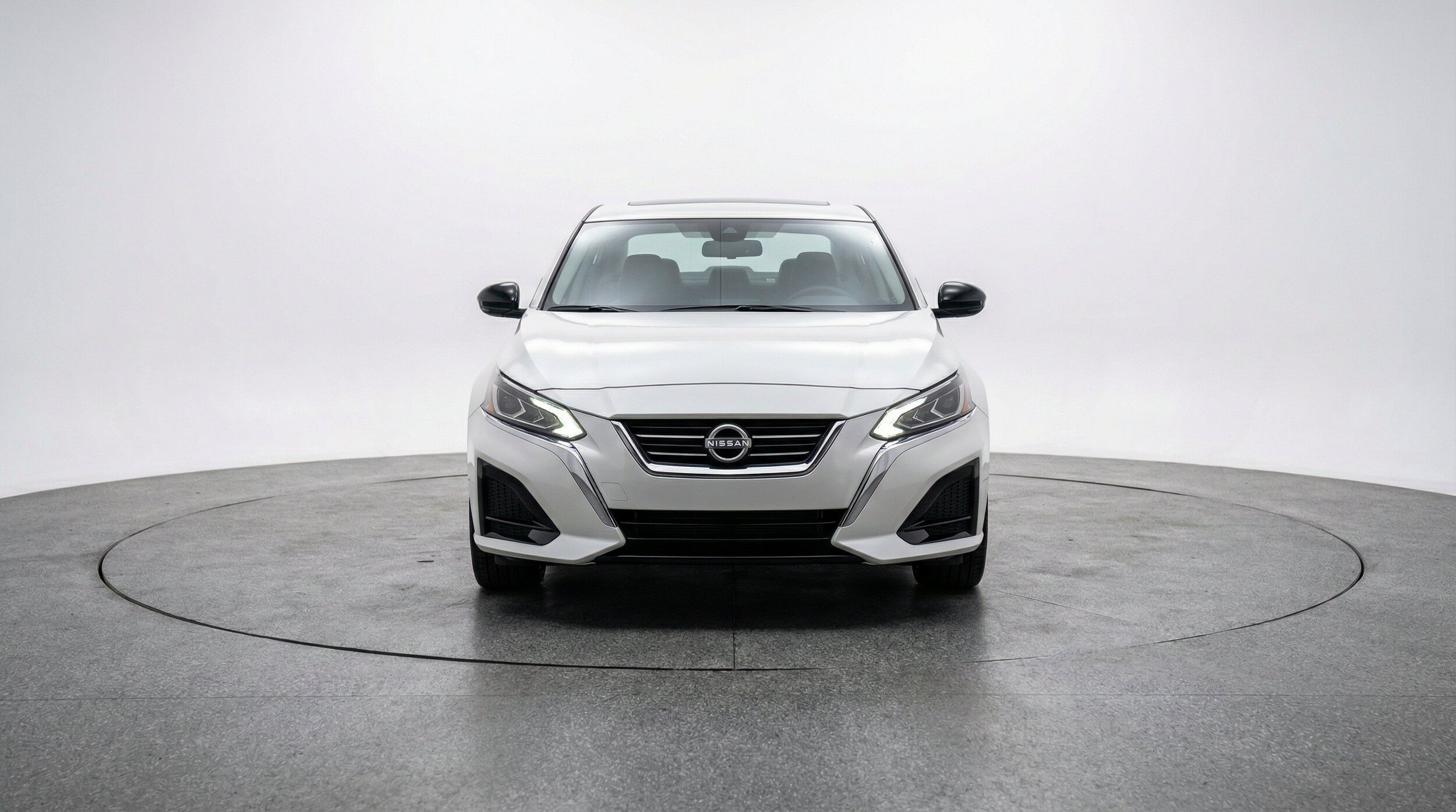 Thumbnail: 2025 Nissan Altima - 2