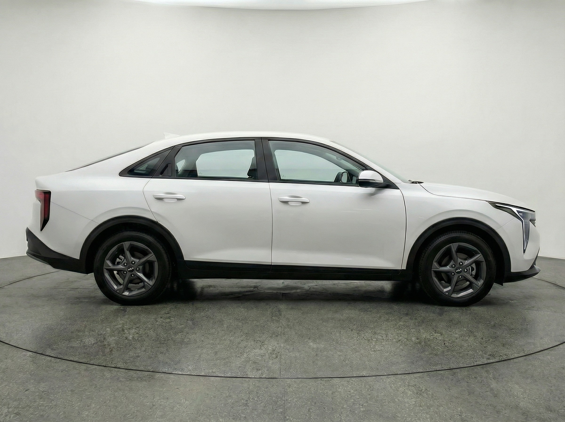 Thumbnail: 2025 Kia K4 - 8