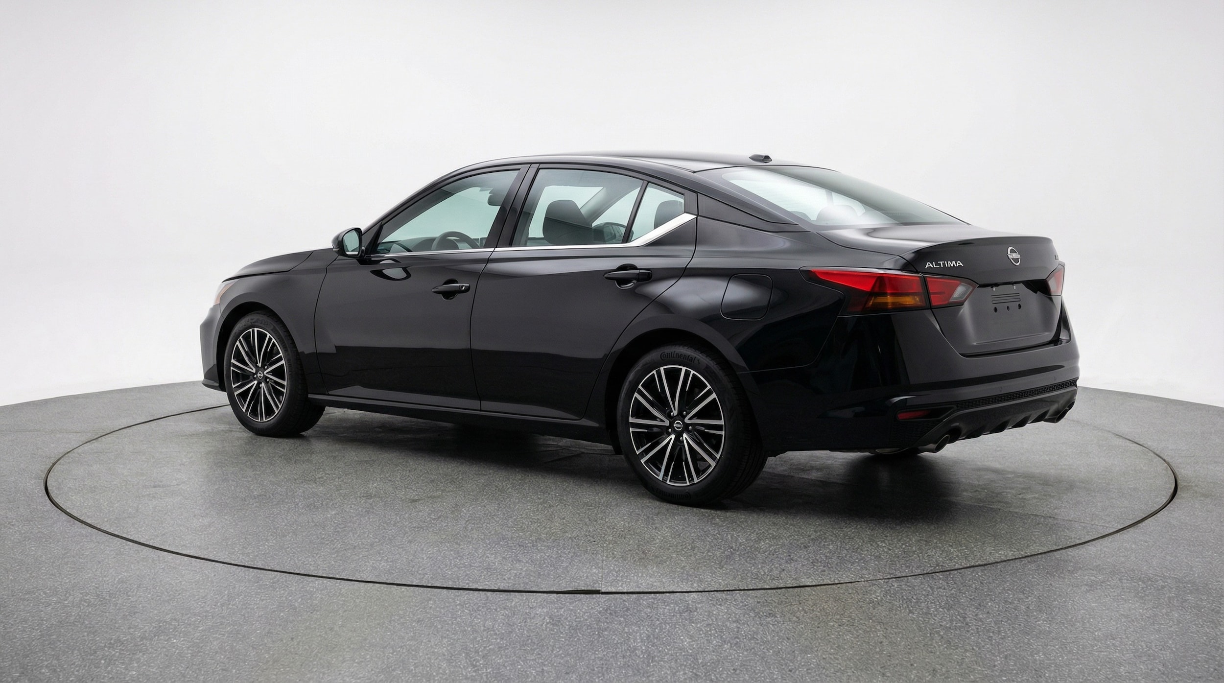 Thumbnail: 2025 Nissan Altima - 5