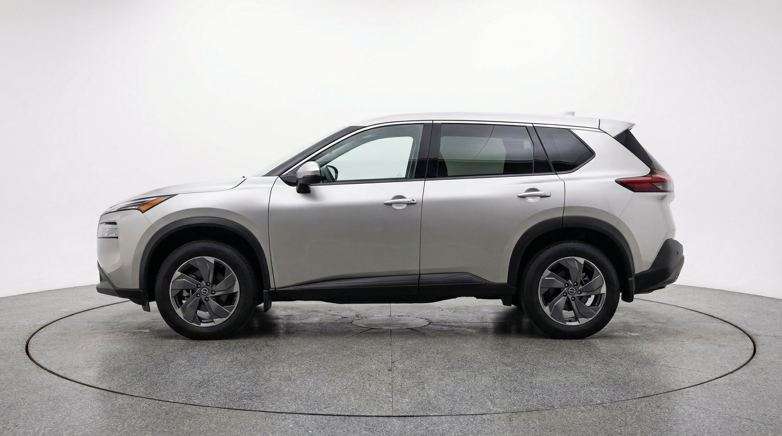 Thumbnail: 2025 Nissan Rogue - 5
