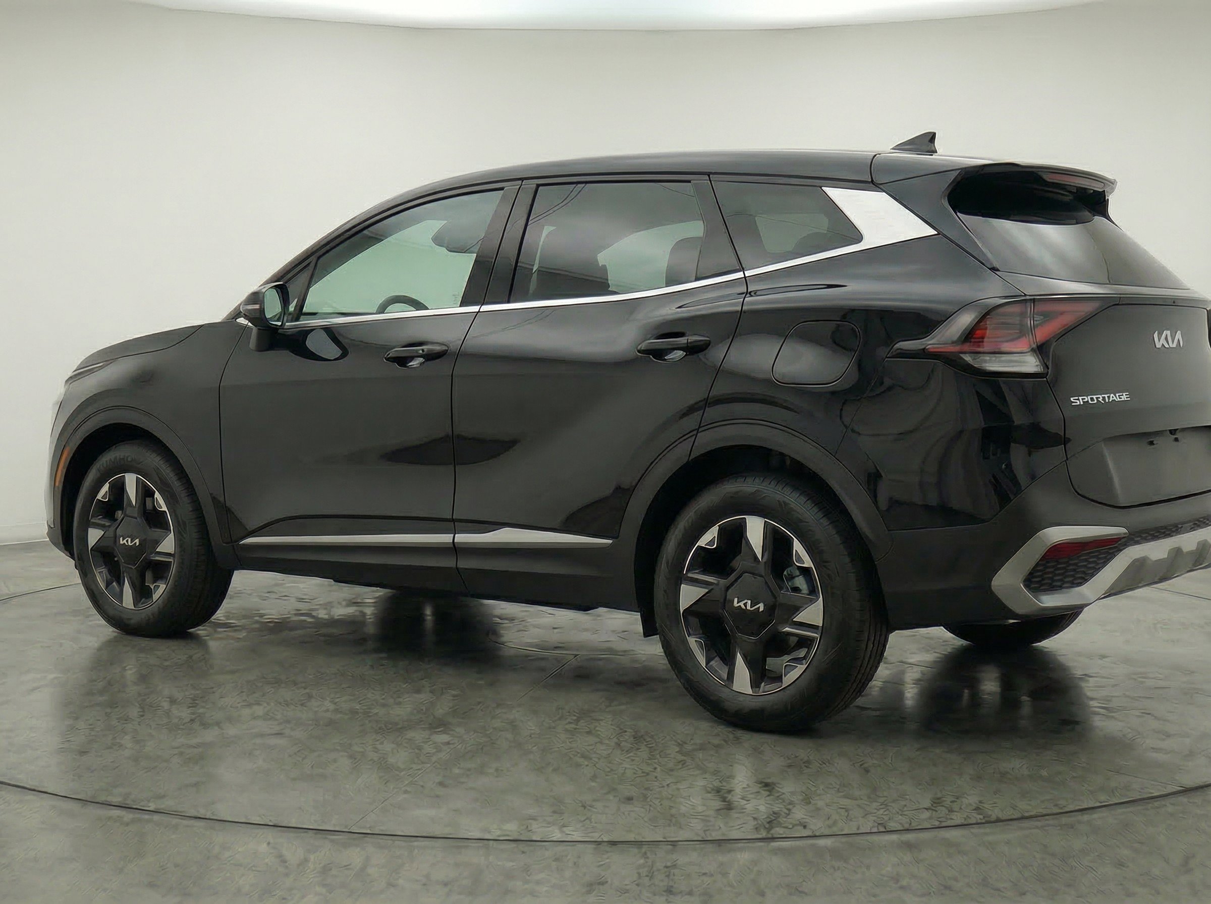 Thumbnail: 2026 Kia Sportage - 6