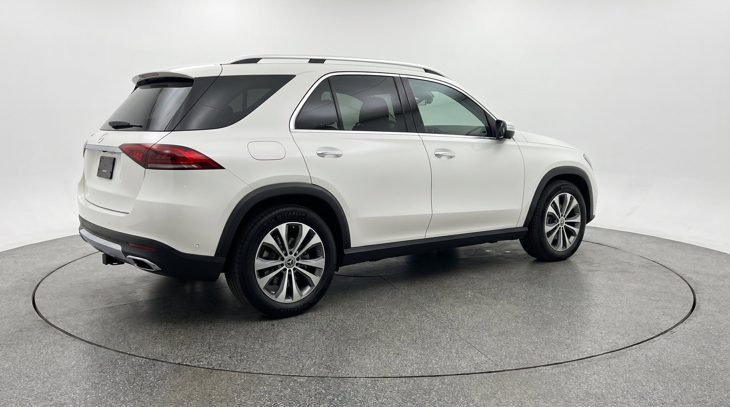Thumbnail: 2026 Mercedes-Benz GLE - 9