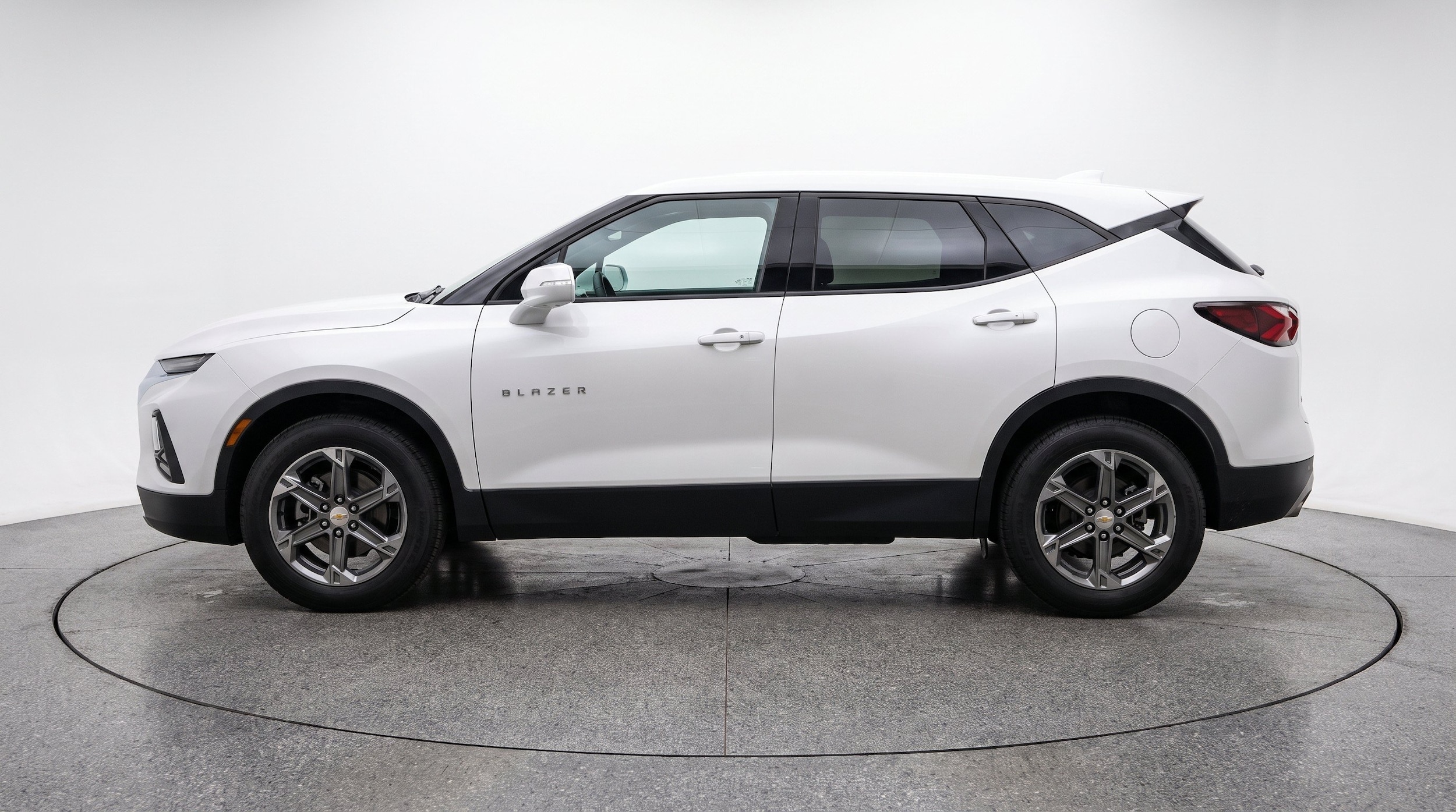 Thumbnail: 2025 Chevrolet Blazer - 5