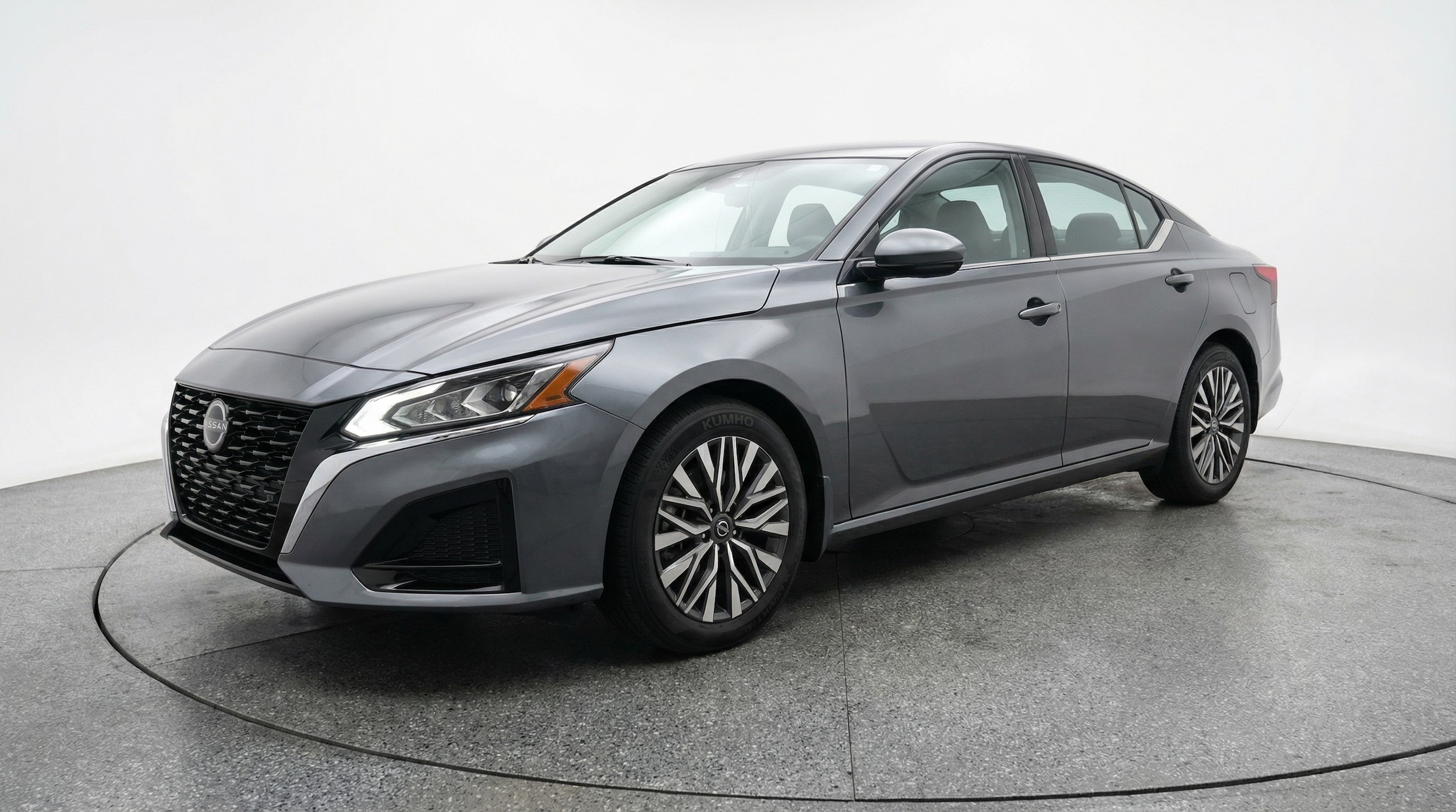 Thumbnail: 2025 Nissan Altima - 3