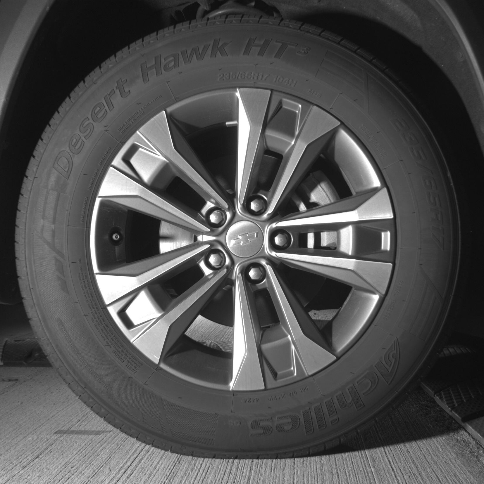 Thumbnail: 2025 Chevrolet Equinox - 10