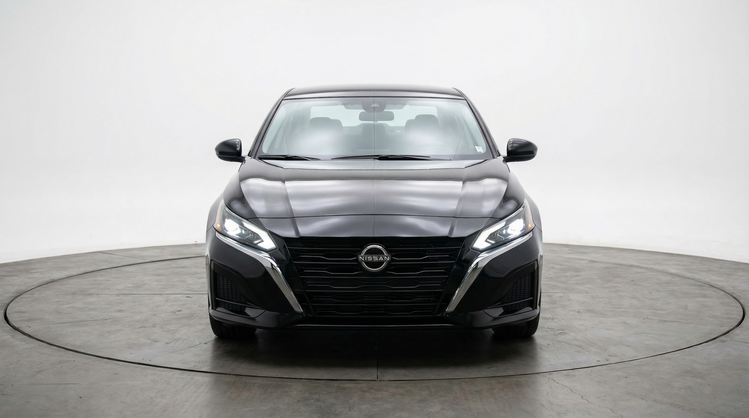 Thumbnail: 2025 Nissan Altima - 2