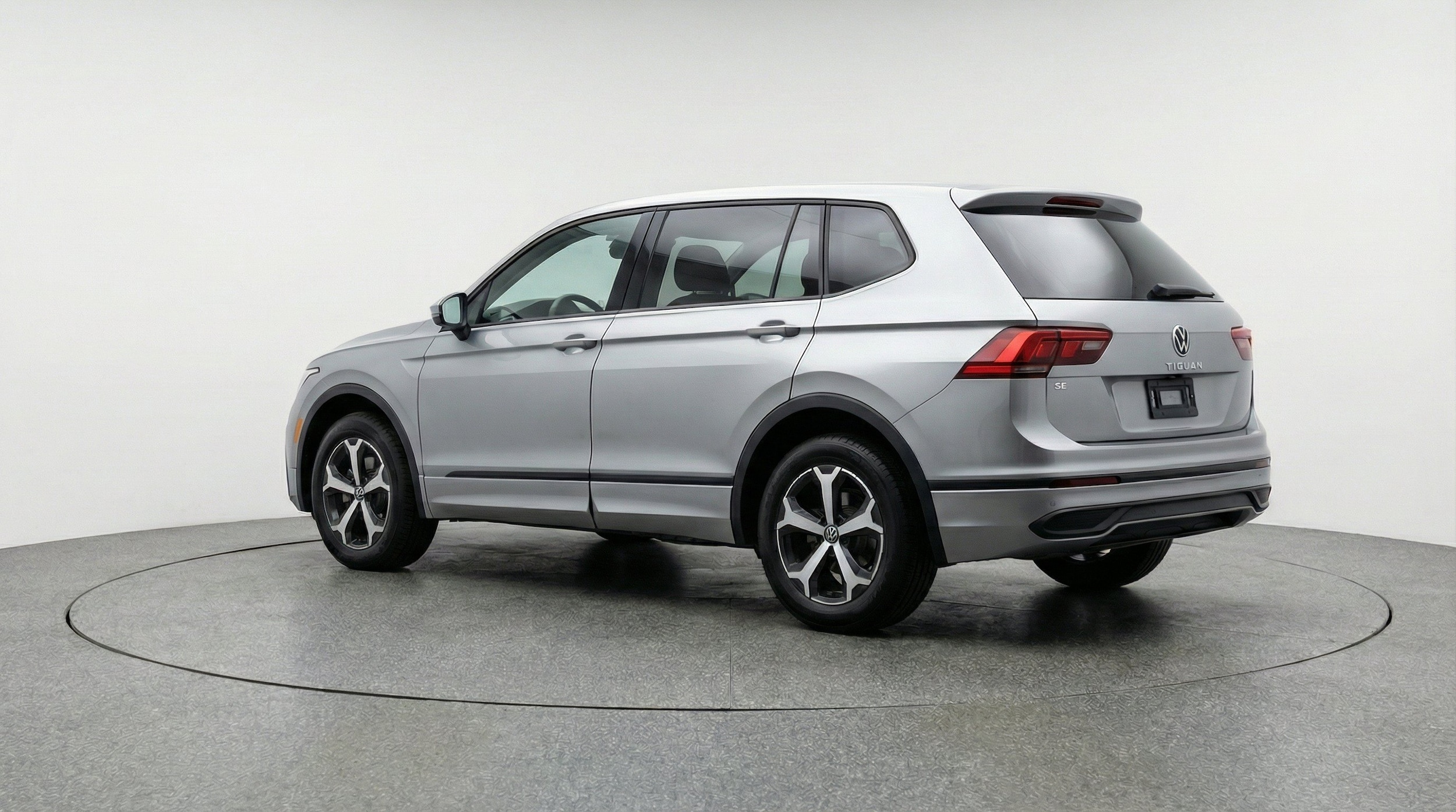 Thumbnail: 2026 Volkswagen Tiguan - 6