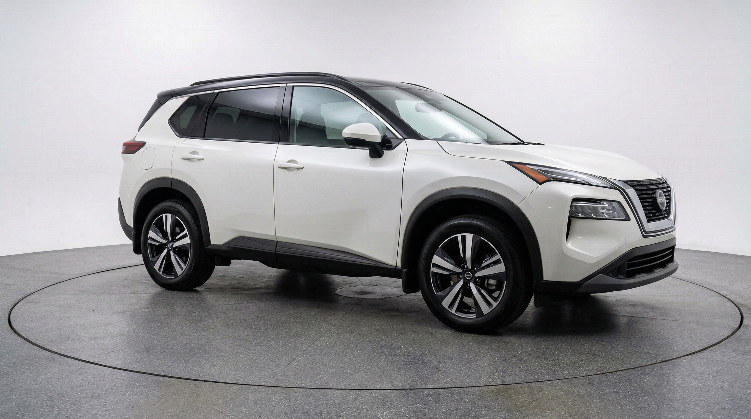 Thumbnail: 2025 Nissan Rogue - 1