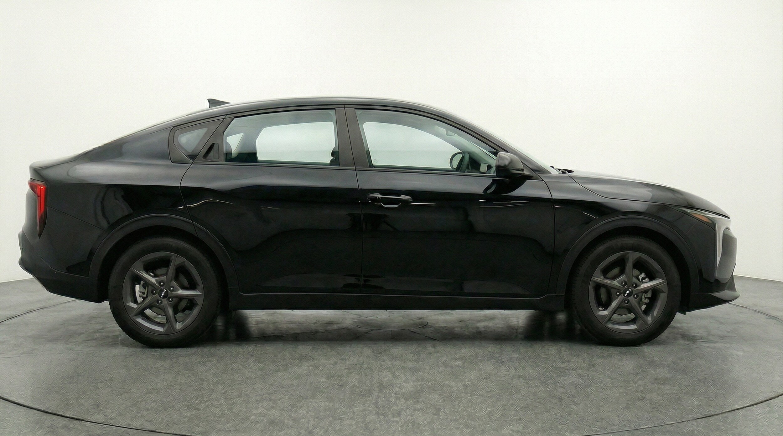 Thumbnail: 2025 Kia K4 - 8