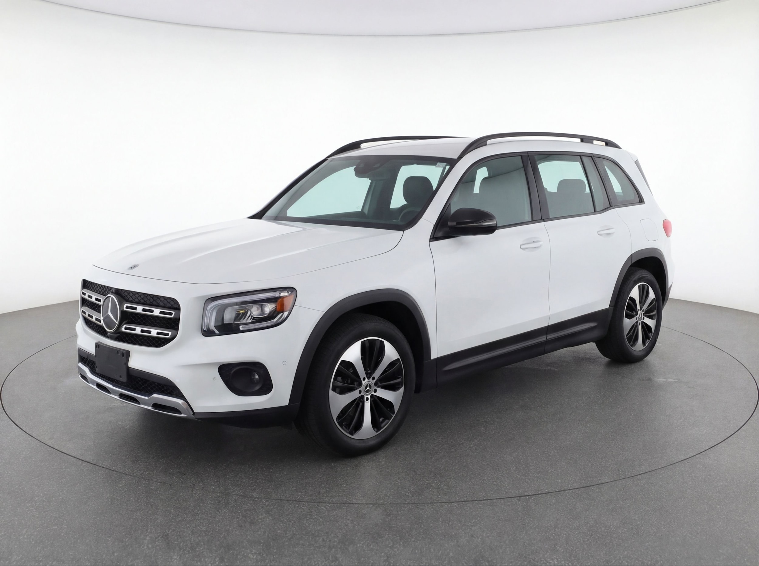 Thumbnail: 2025 Mercedes-Benz GLB - 3