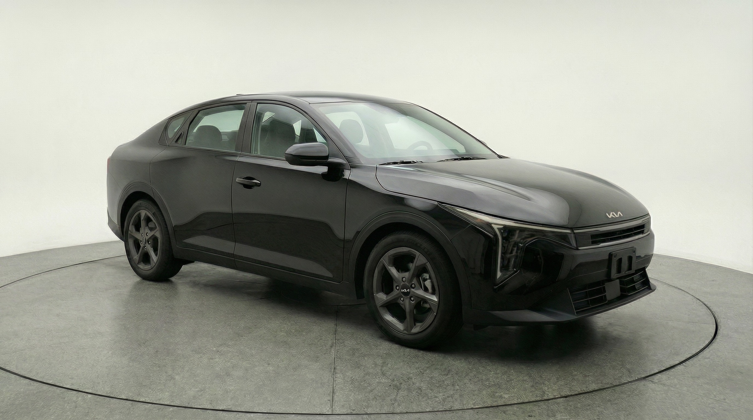 Thumbnail: 2025 Kia K4 - 1