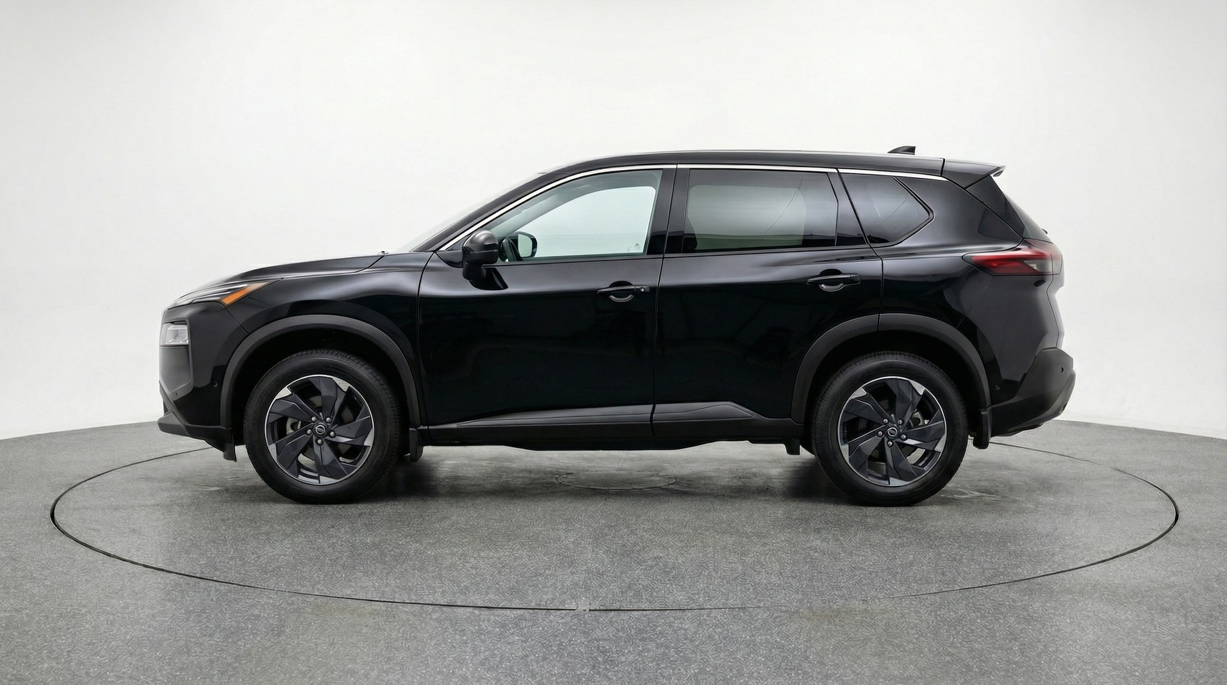 Thumbnail: 2025 Nissan Rogue - 4