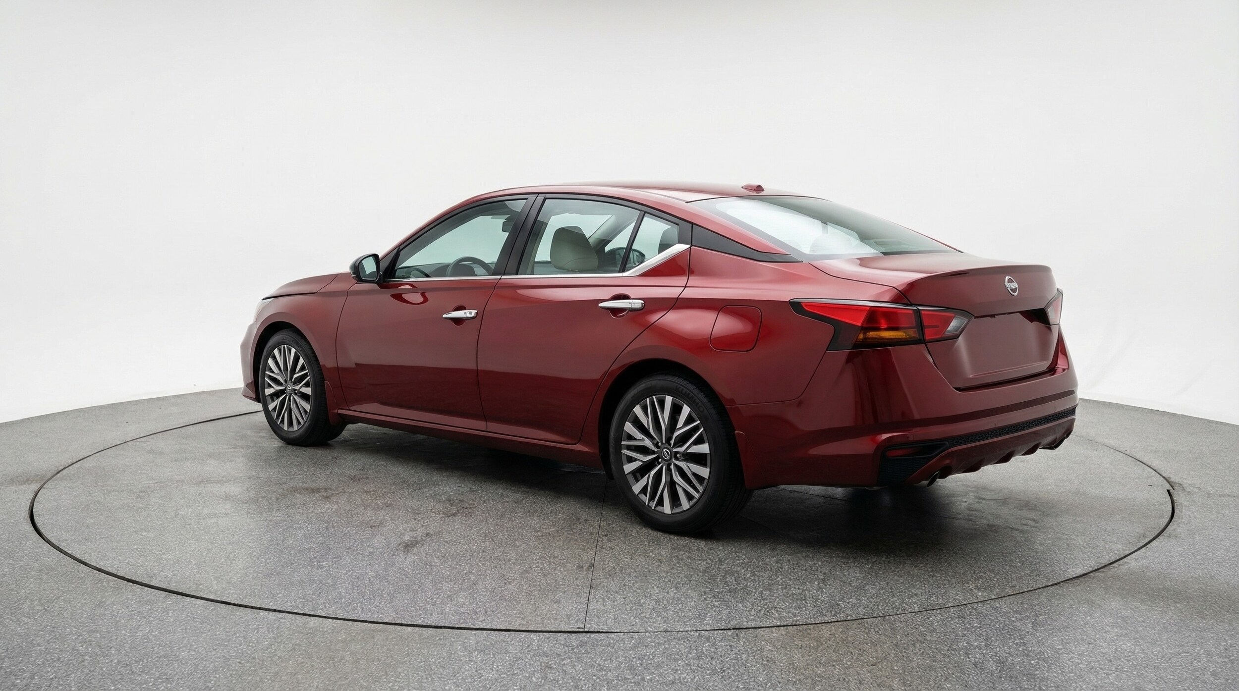 Thumbnail: 2025 Nissan Altima - 5