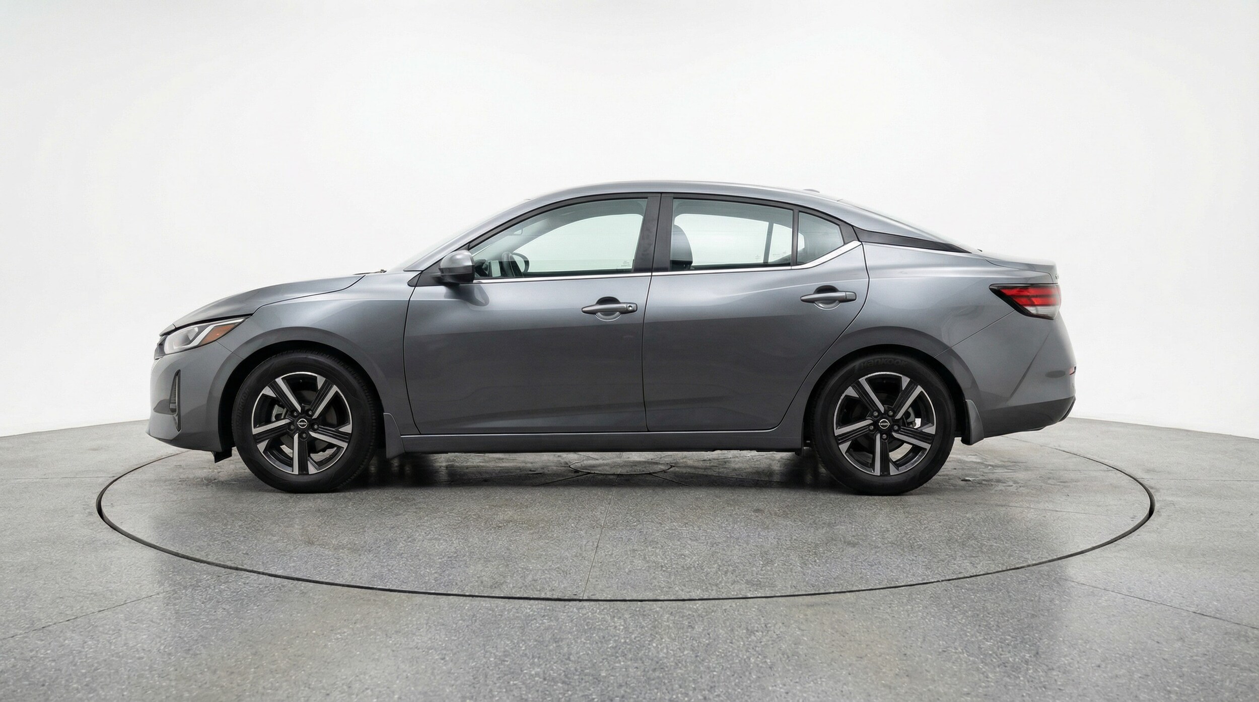 Thumbnail: 2025 Nissan Sentra - 4