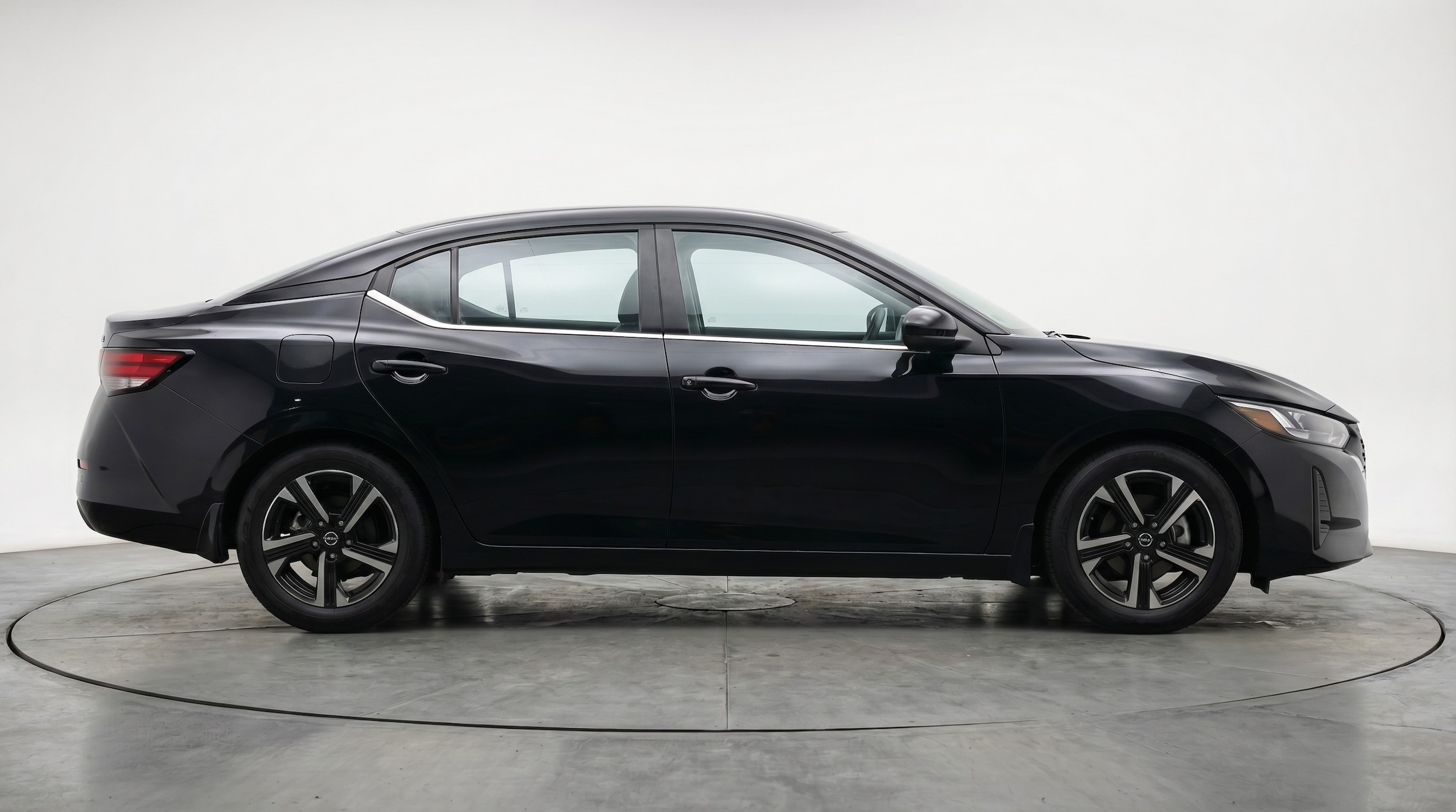 Thumbnail: 2025 Nissan Sentra - 8