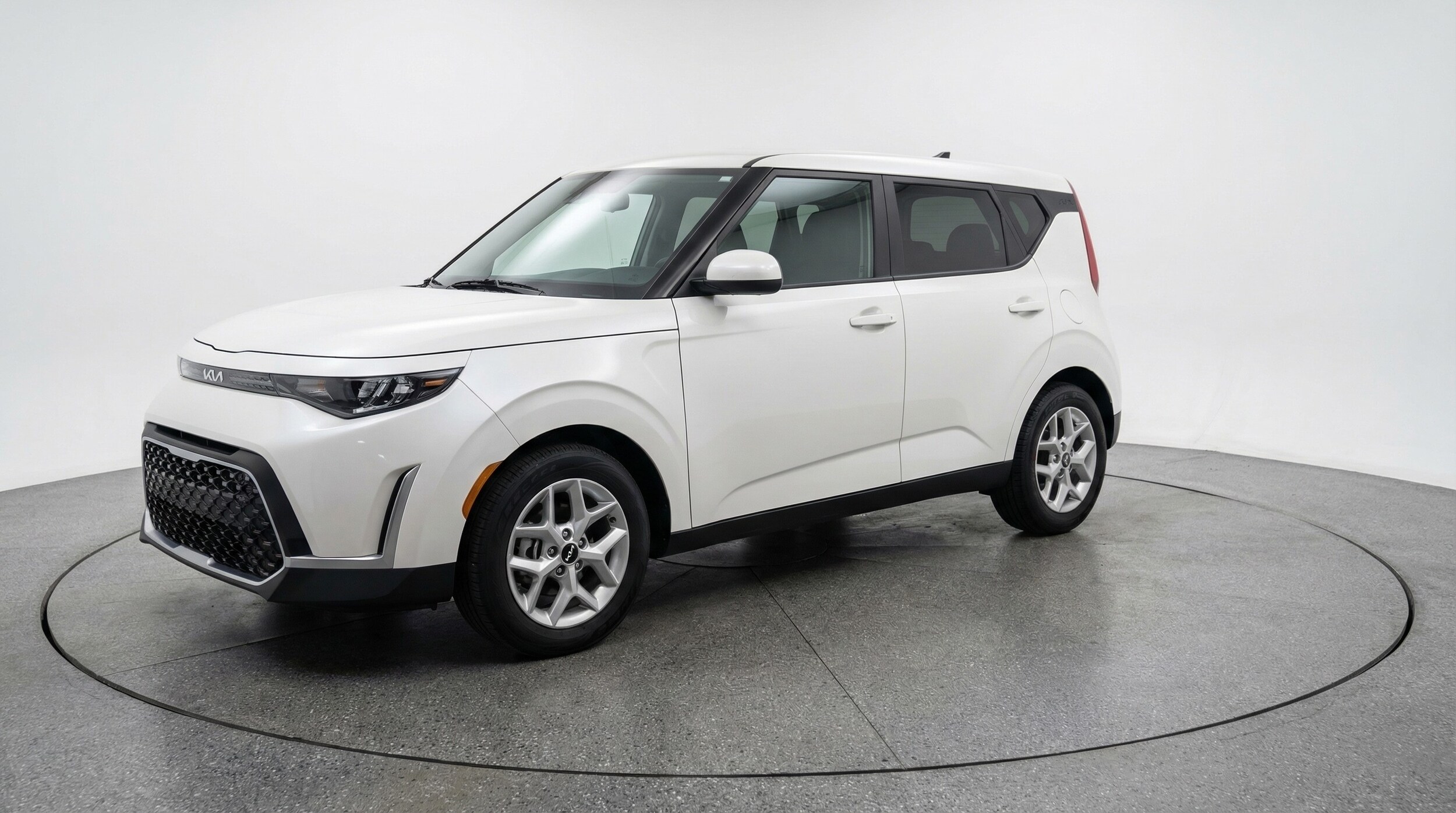 Thumbnail: 2025 Kia Soul - 3