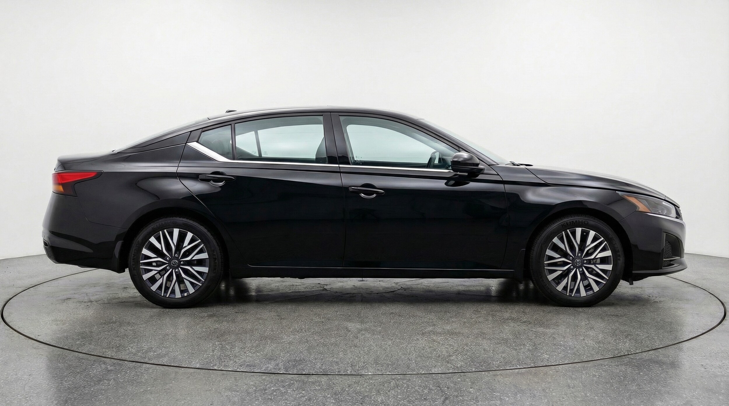 Thumbnail: 2026 Nissan Altima - 8