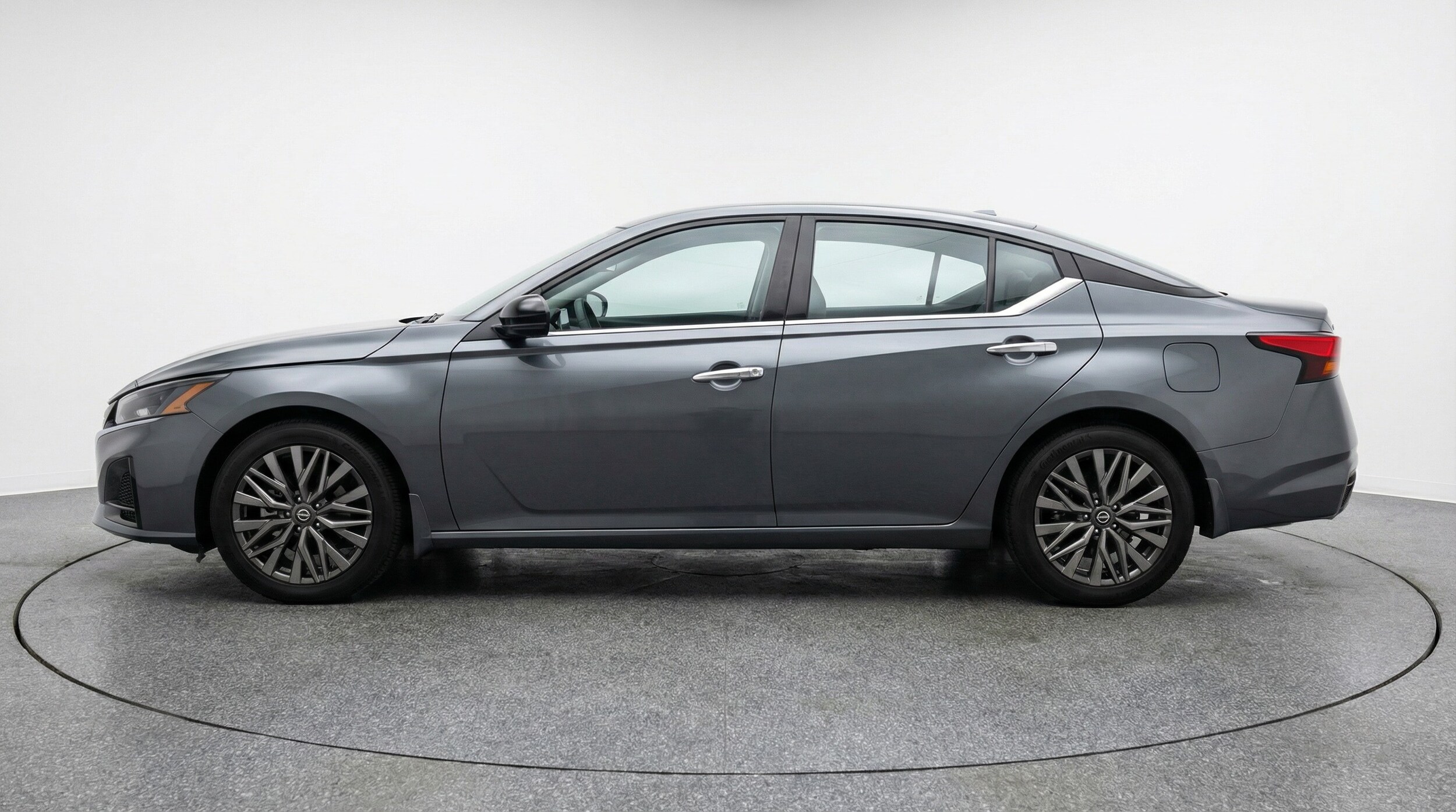 Thumbnail: 2025 Nissan Altima - 4