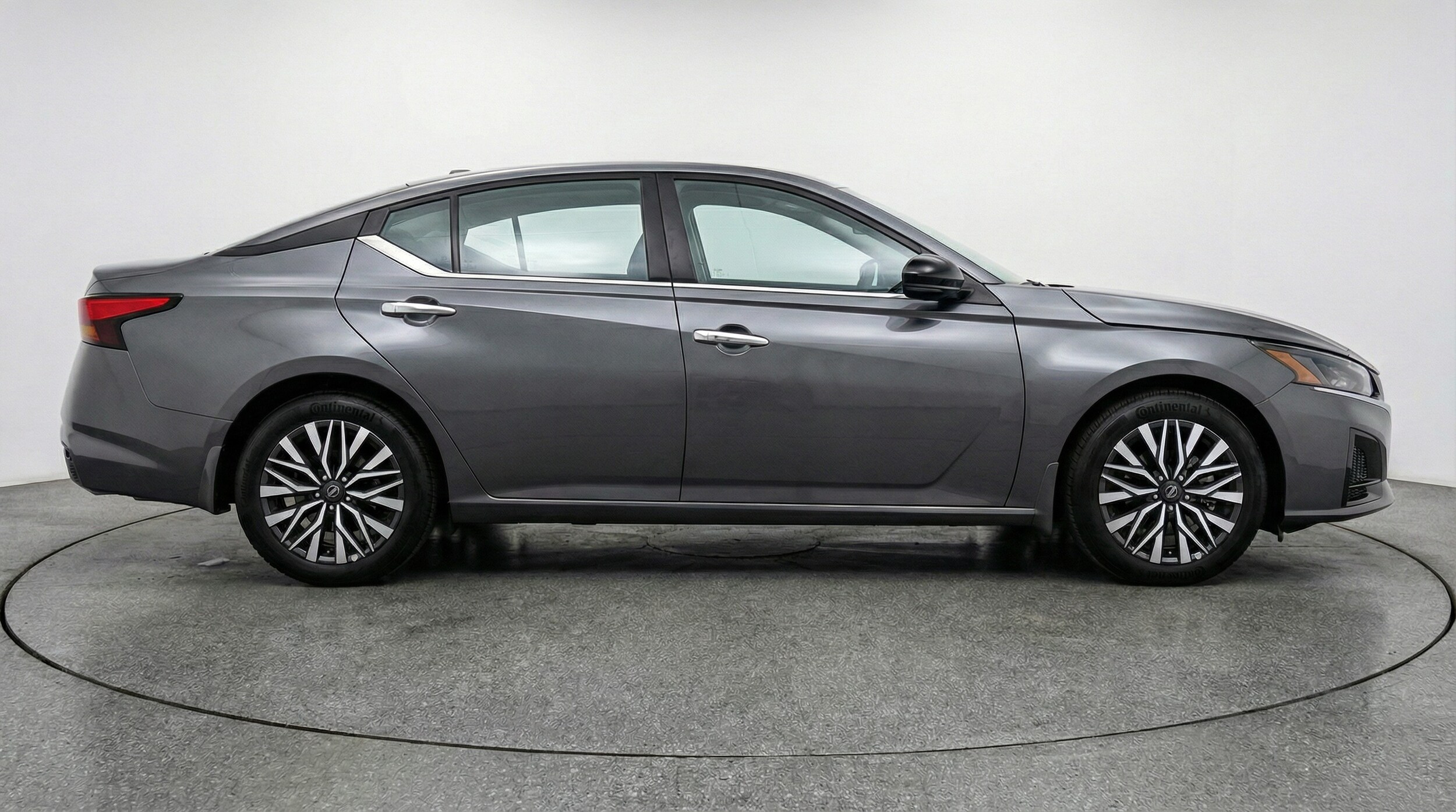 Thumbnail: 2025 Nissan Altima - 8