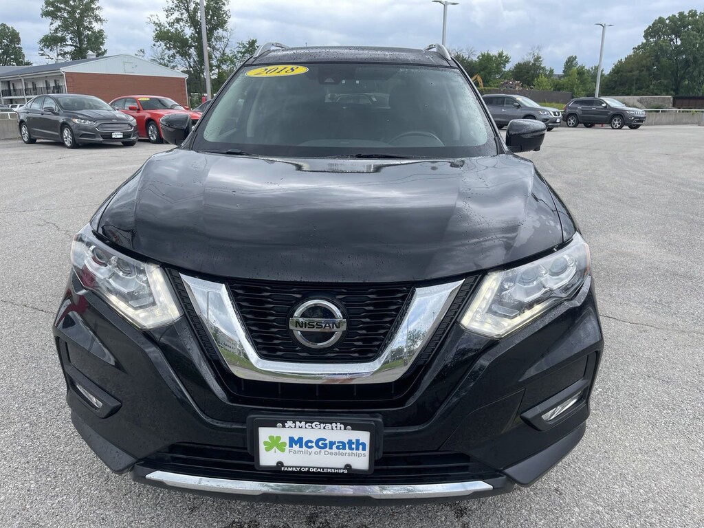 Used 2018 Nissan Rogue For Sale at McGrath Kia VIN 5N1AT2MV1JC841964