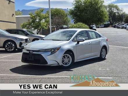 2022 Toyota Corolla Hybrid LE Sedan